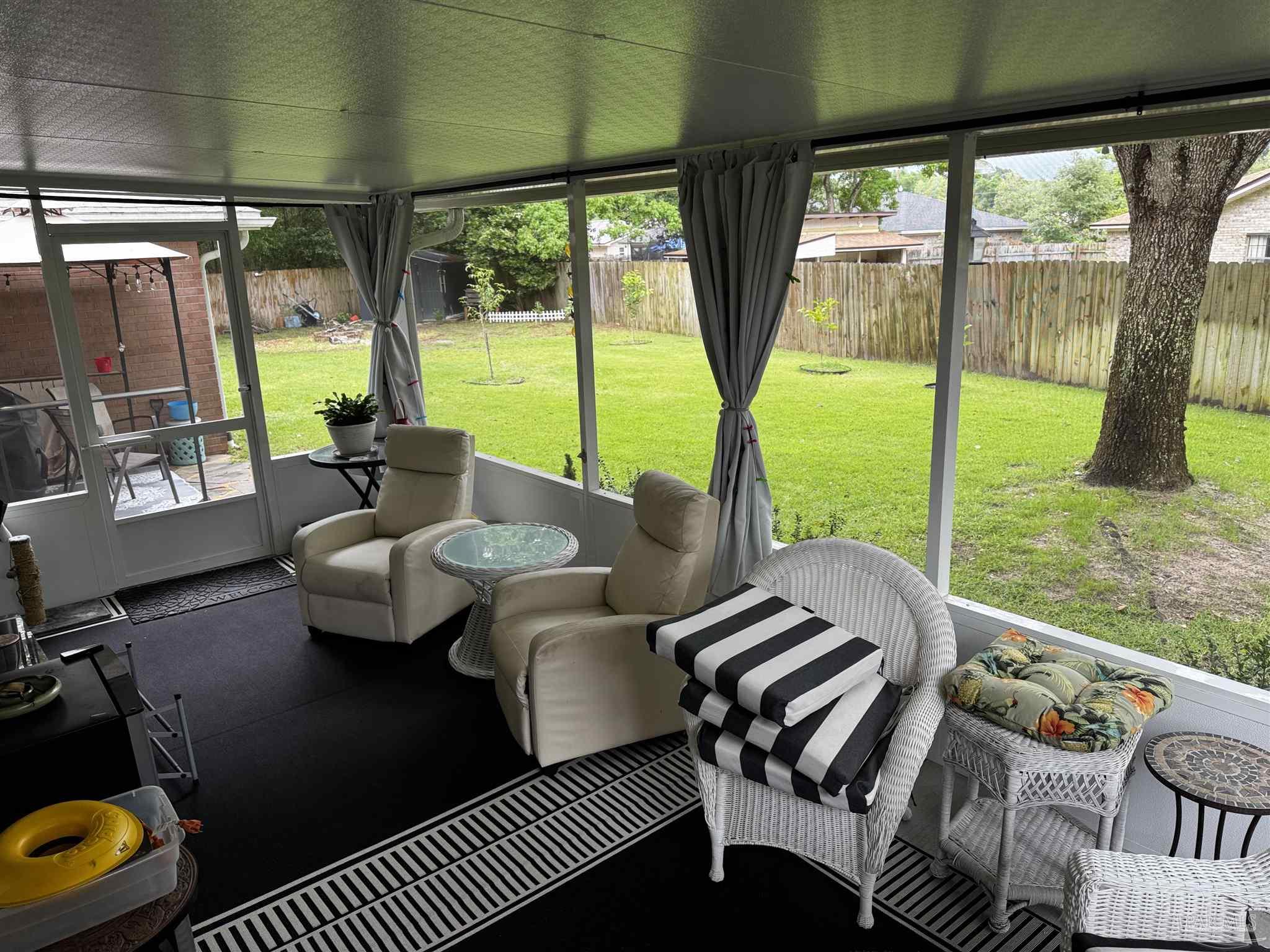 property viewer photo 48