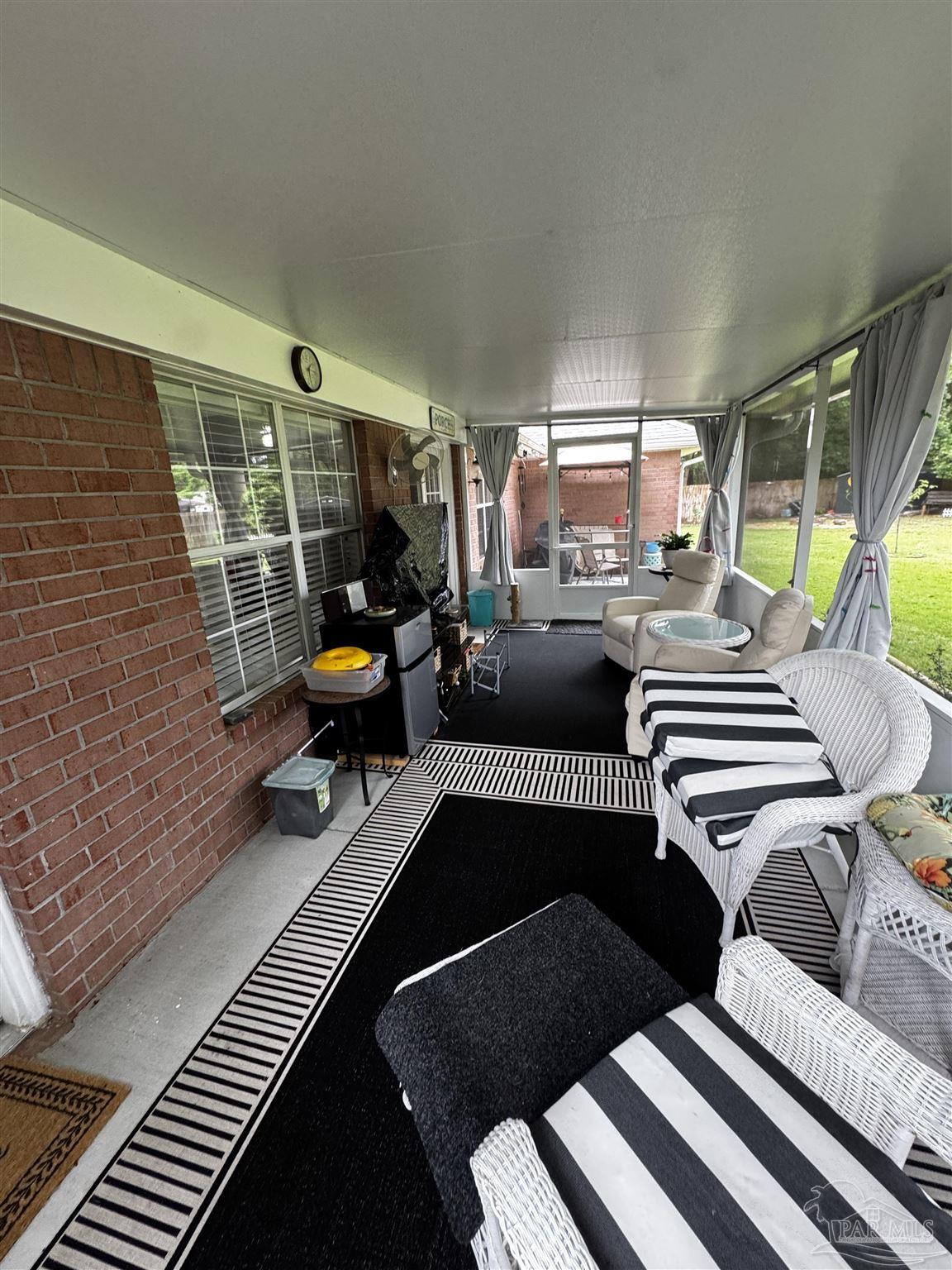 property viewer photo 49