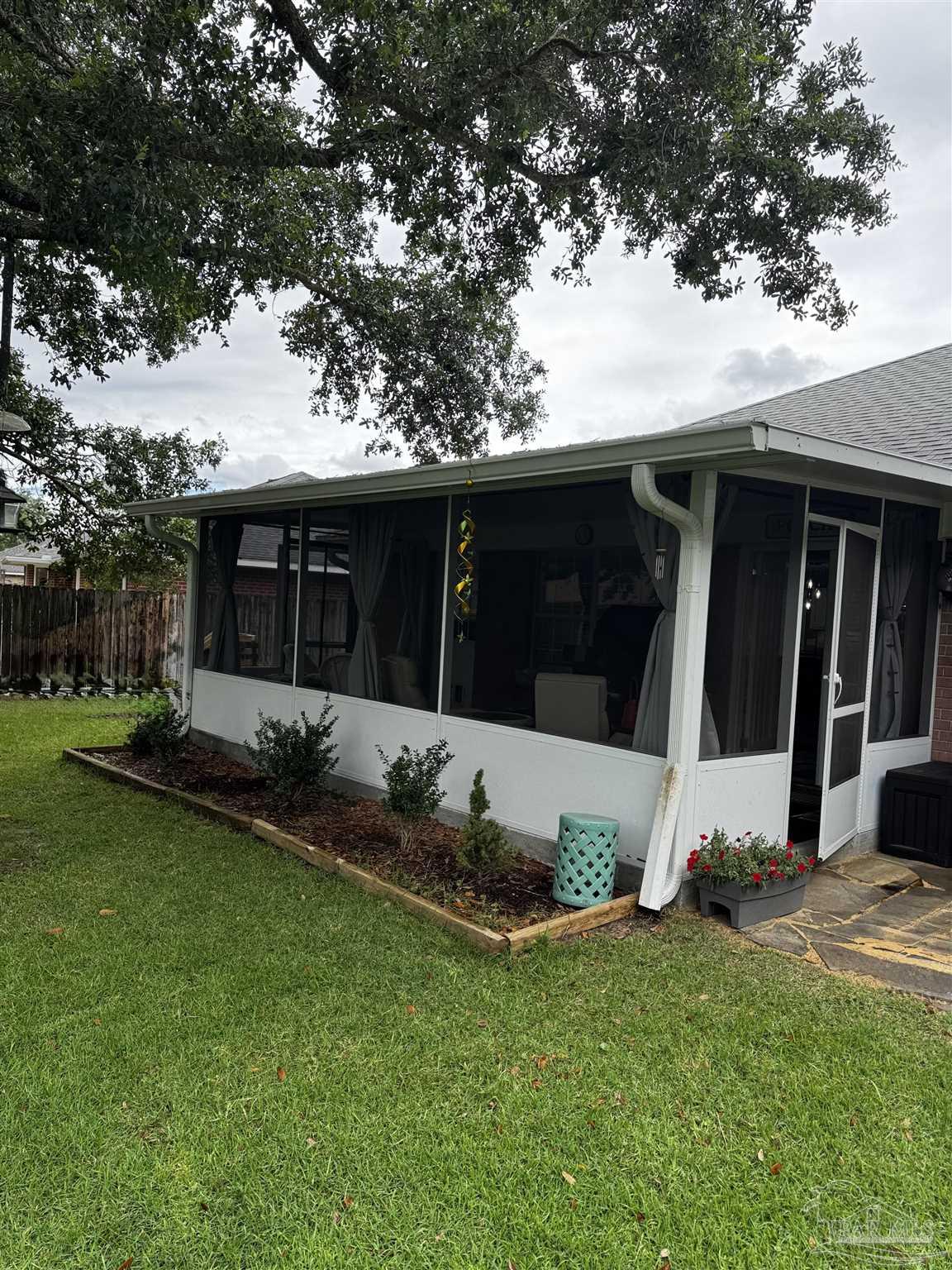 property viewer photo 51