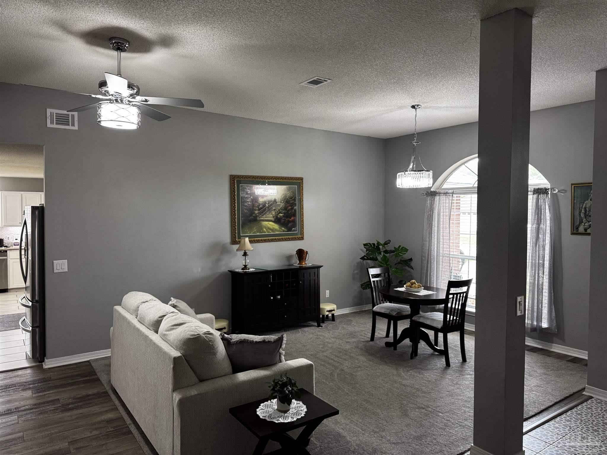property viewer photo 8
