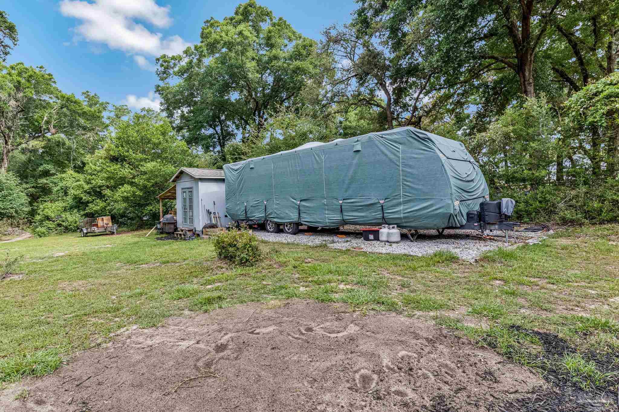 main property photo 49