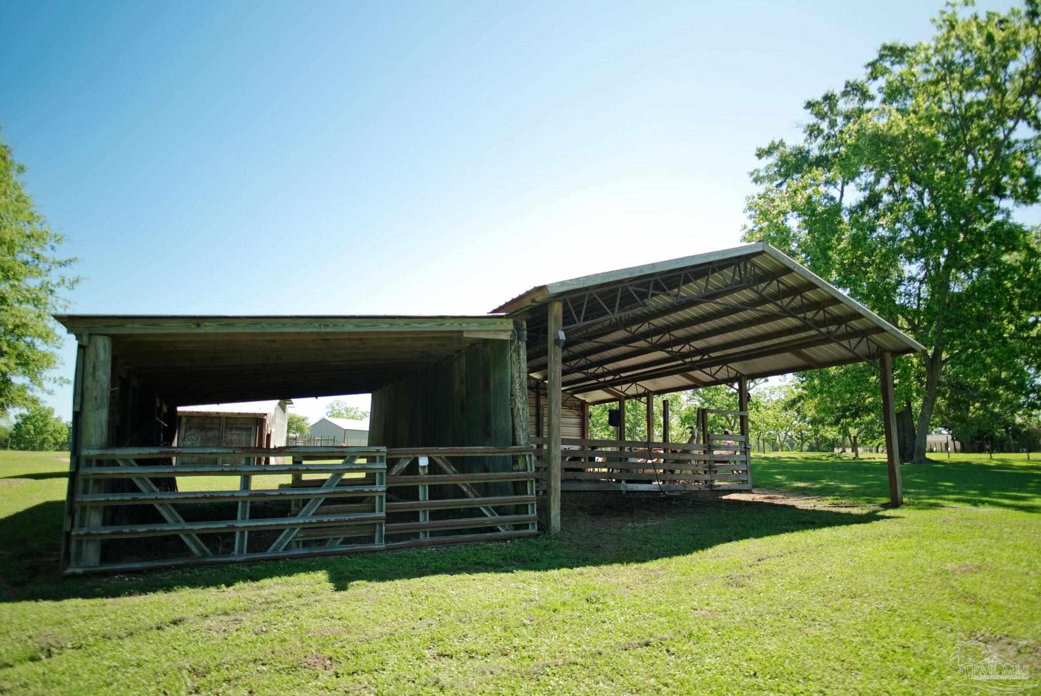 main property photo 32