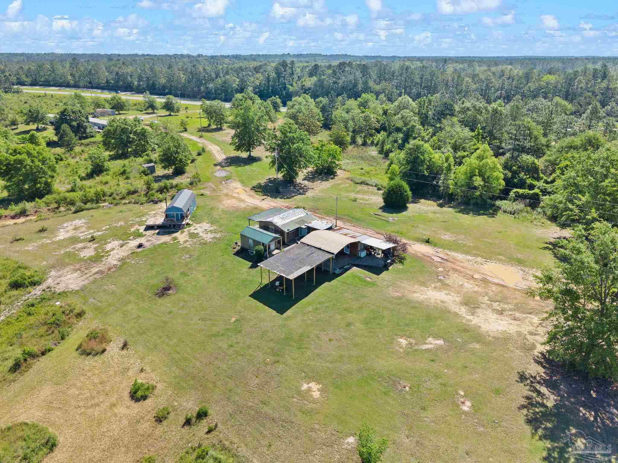 main property photo 6