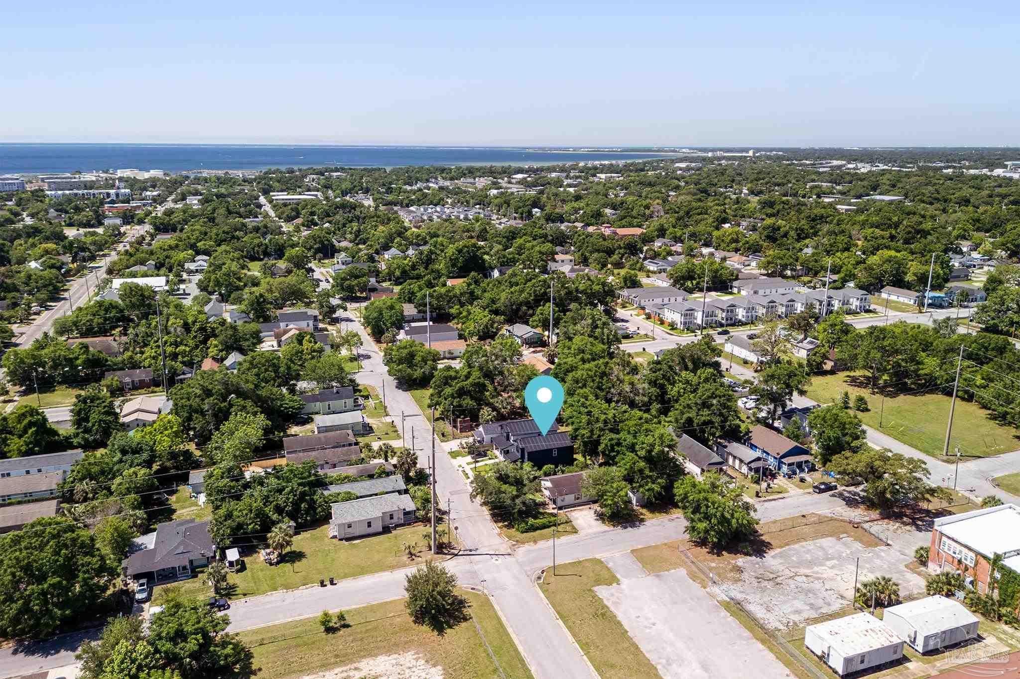 main property photo 40