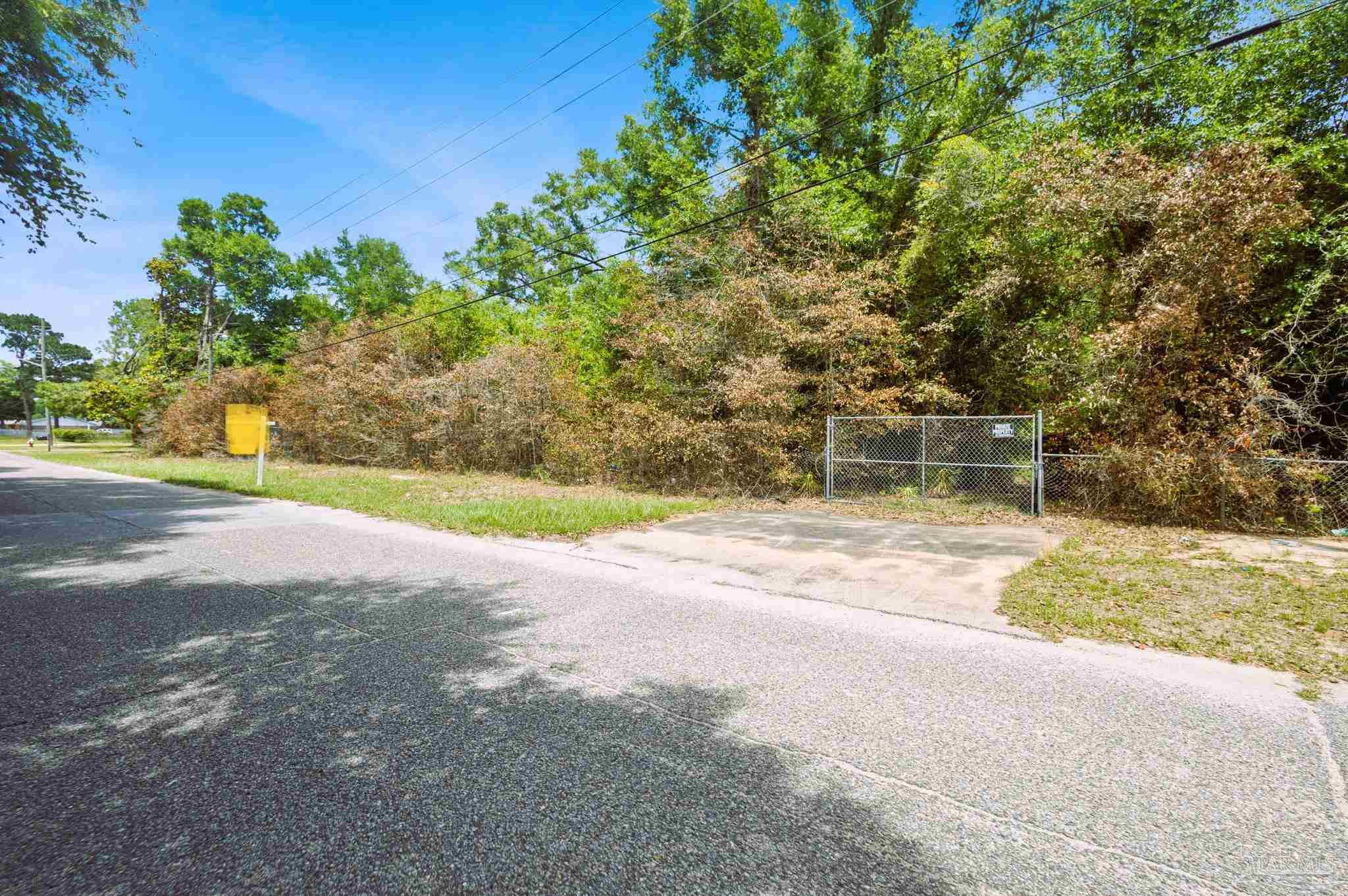 main property photo 6
