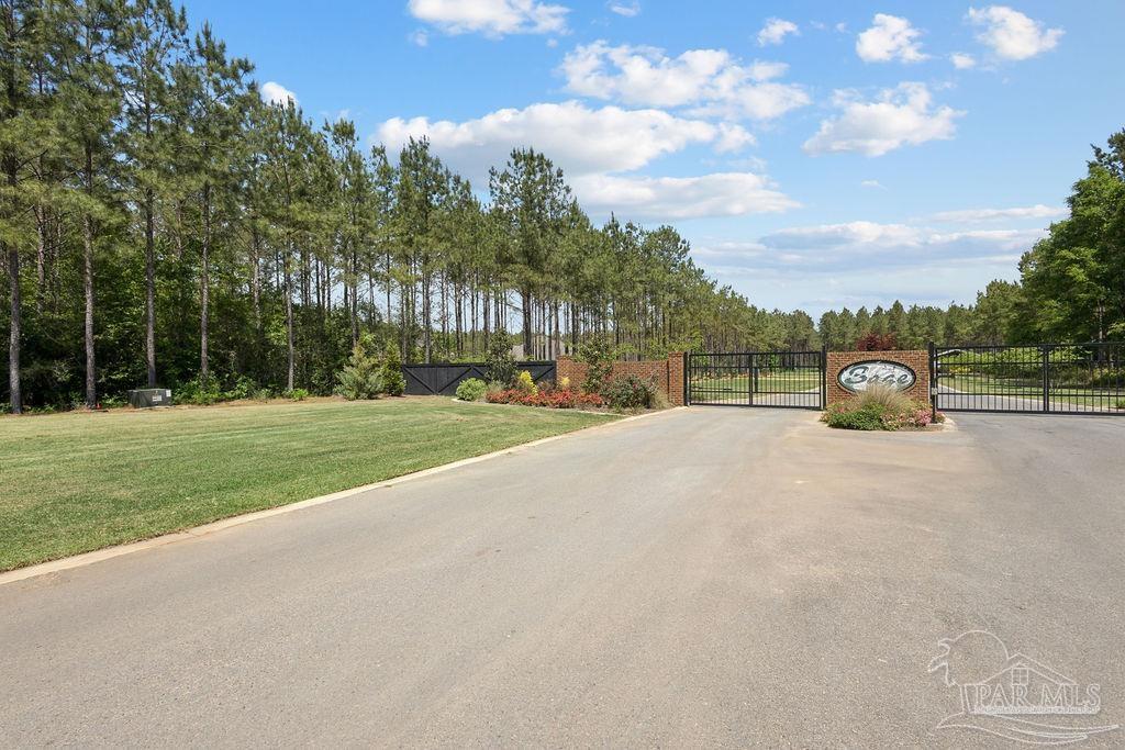 main property photo 12