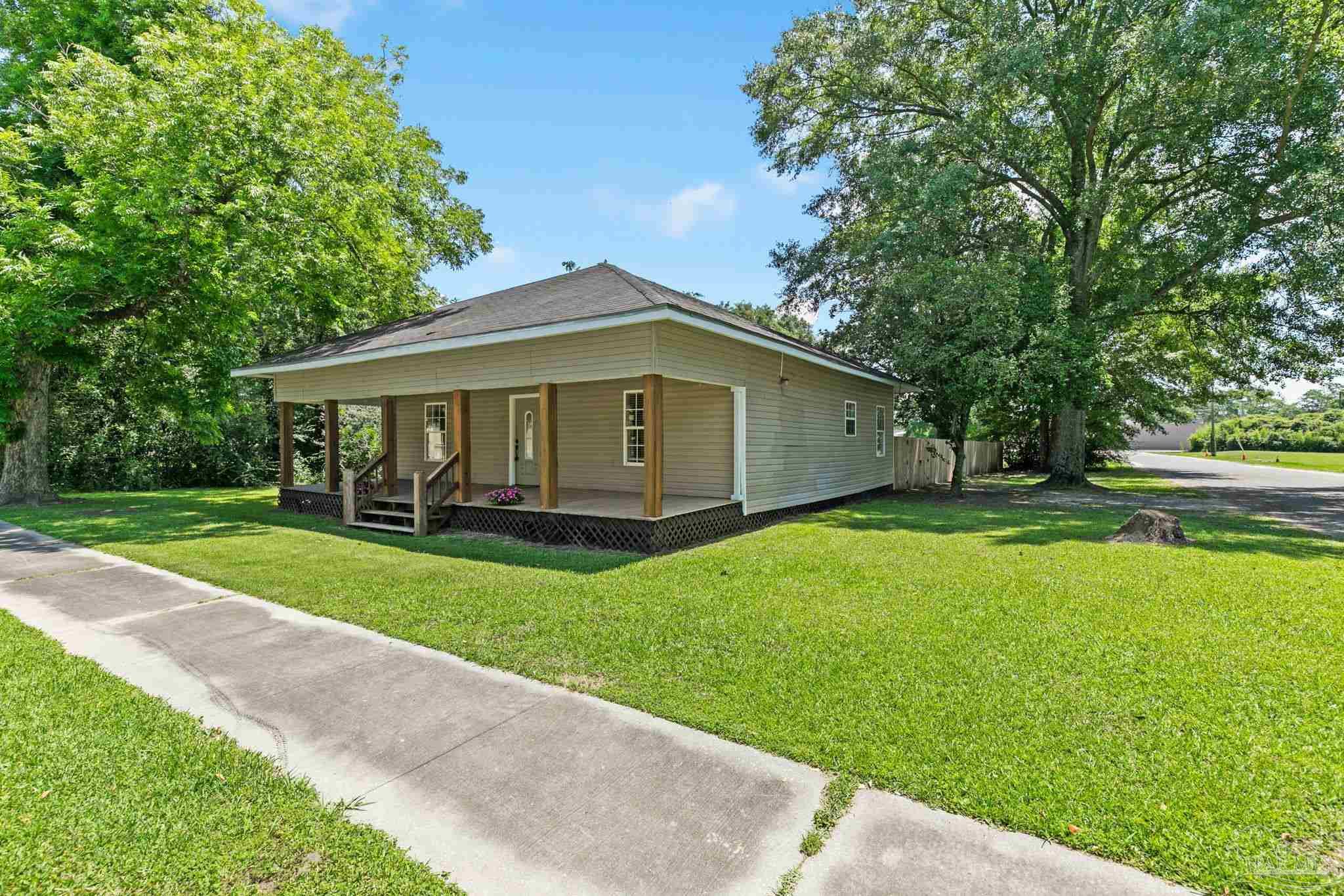 main property photo 34