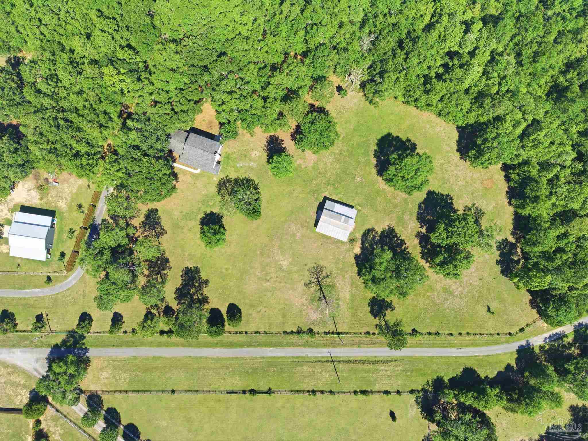 main property photo 45