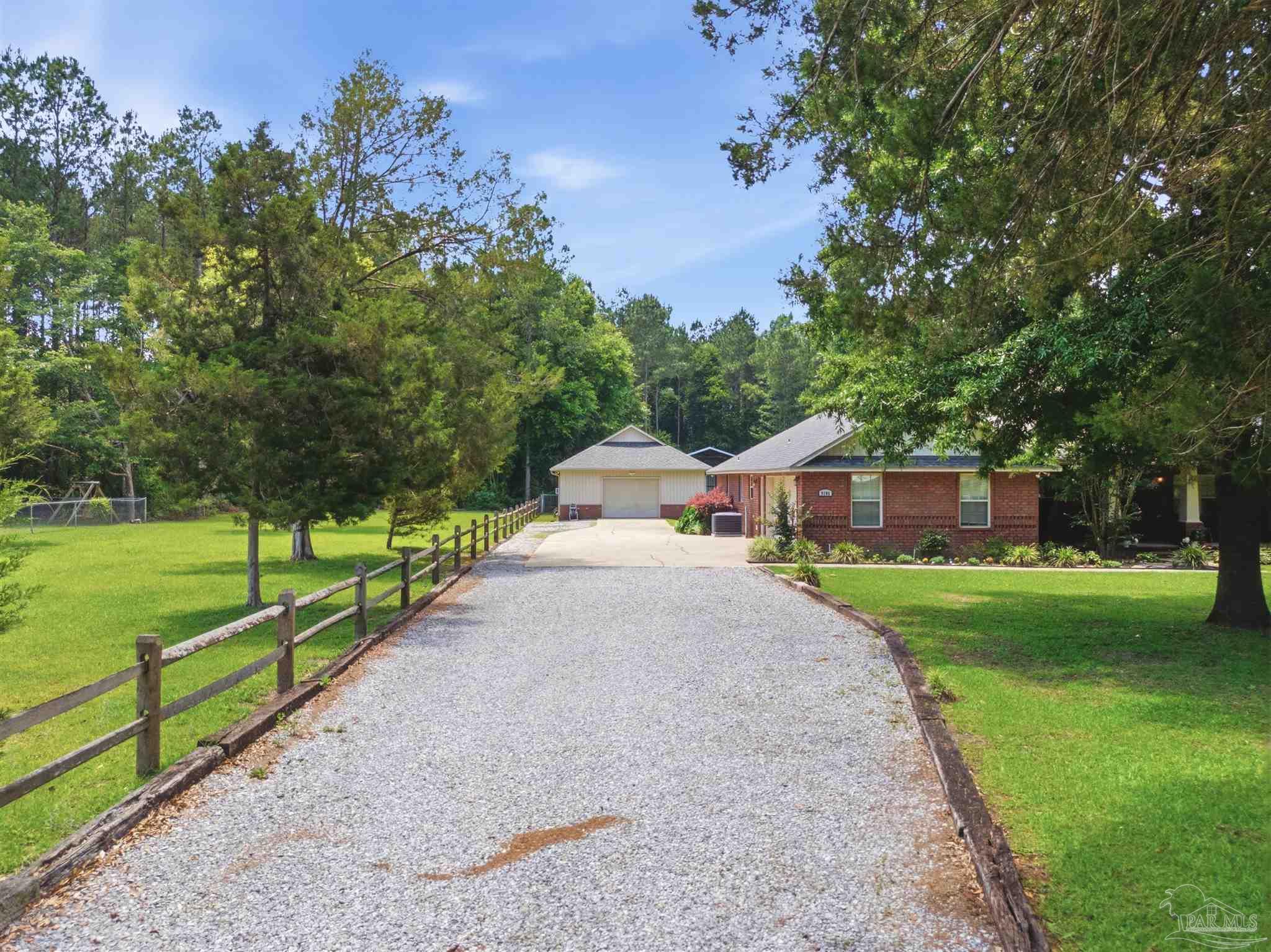 main property photo 41