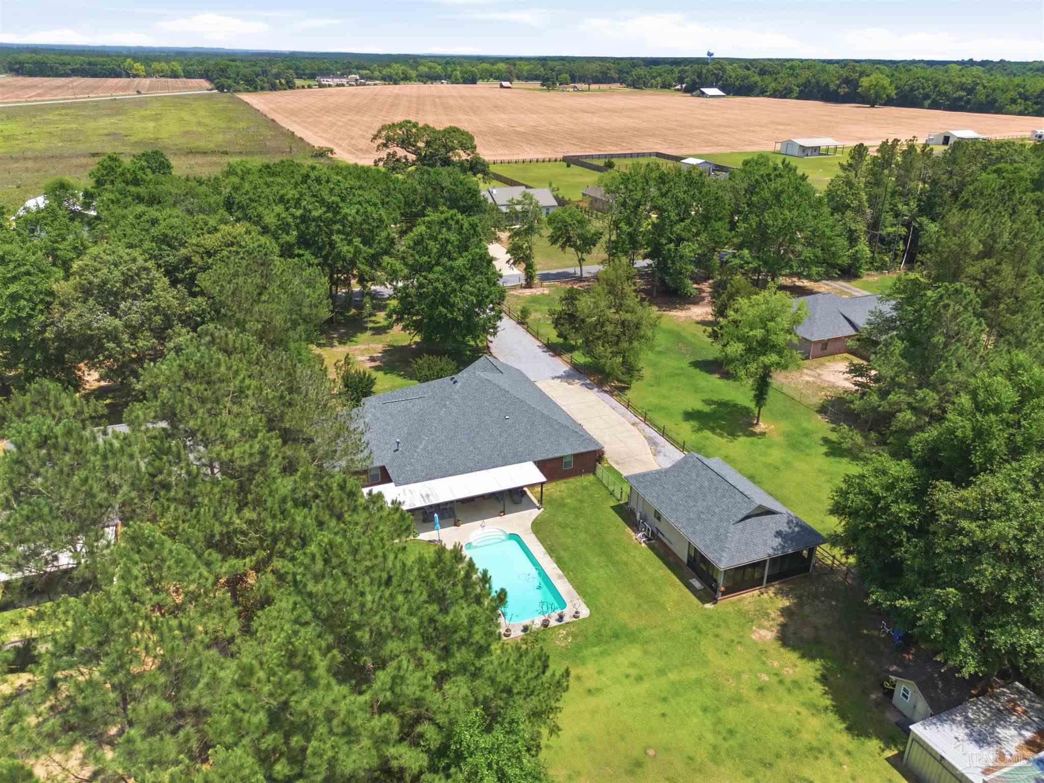 main property photo 44