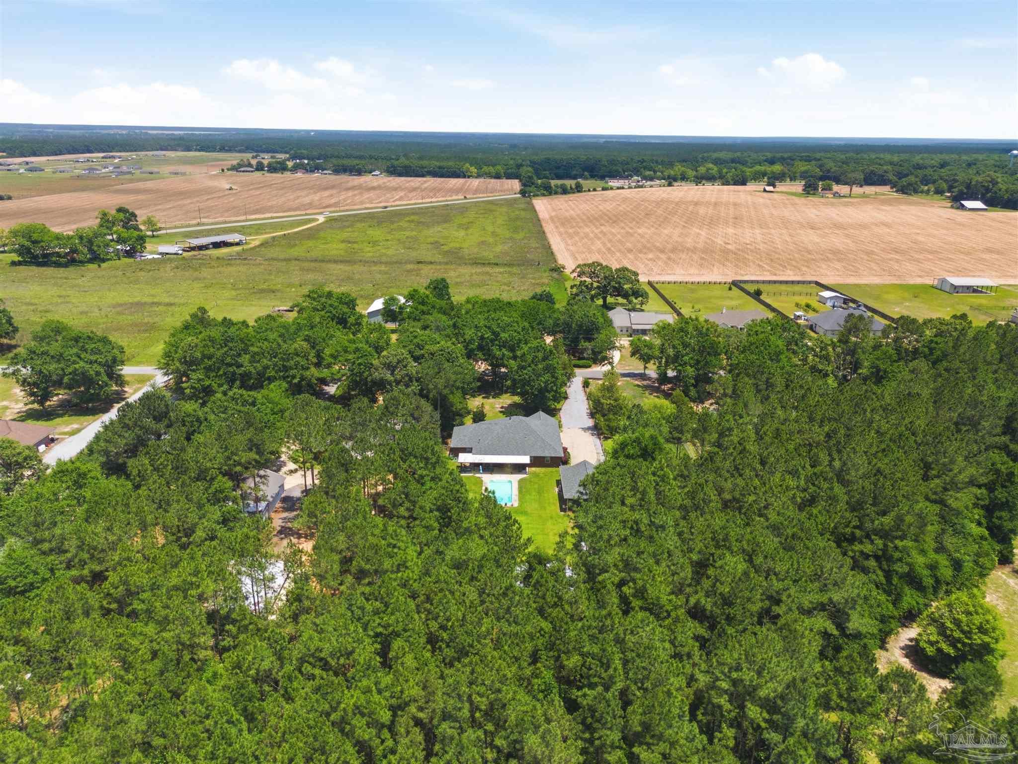 main property photo 45