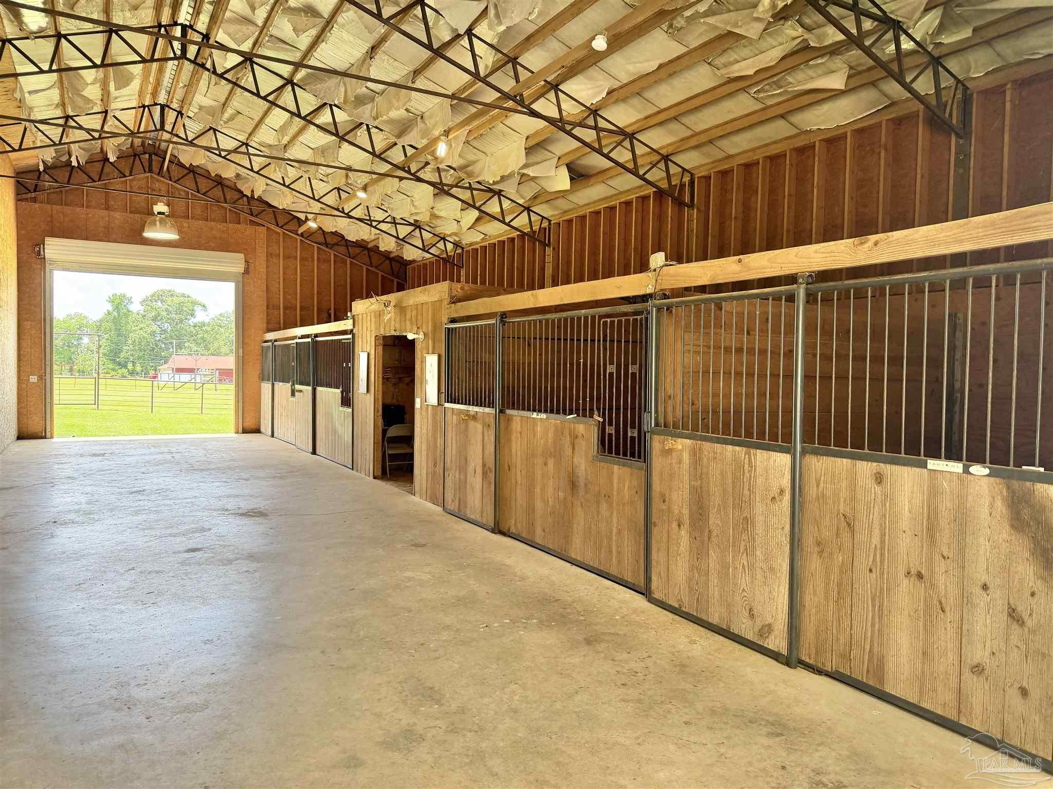 main property photo 27