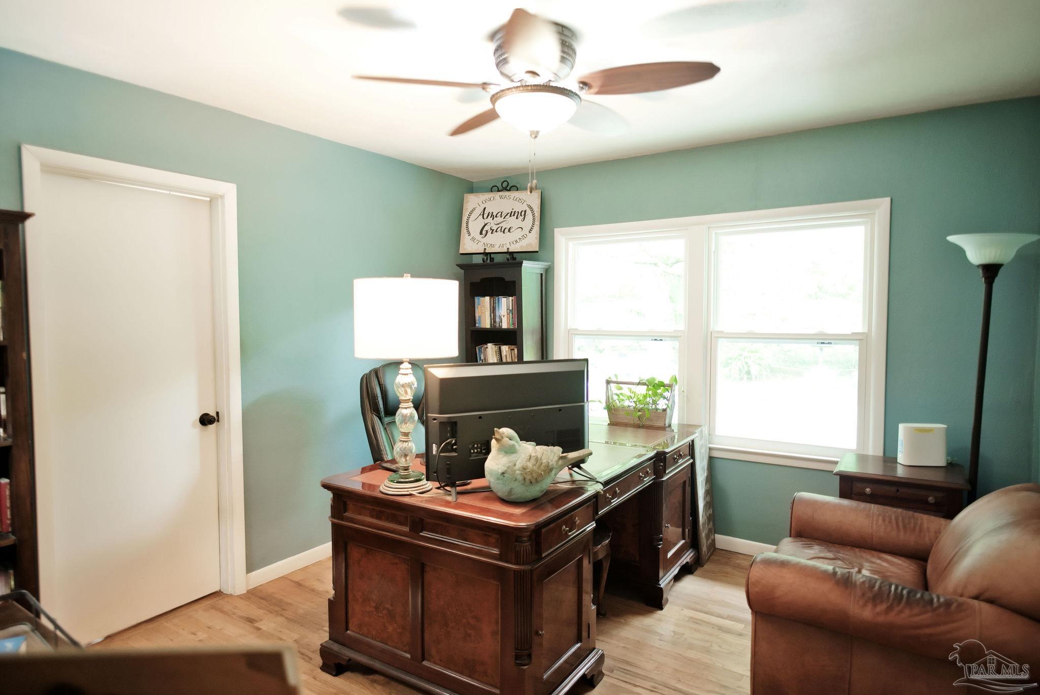 main property photo 27