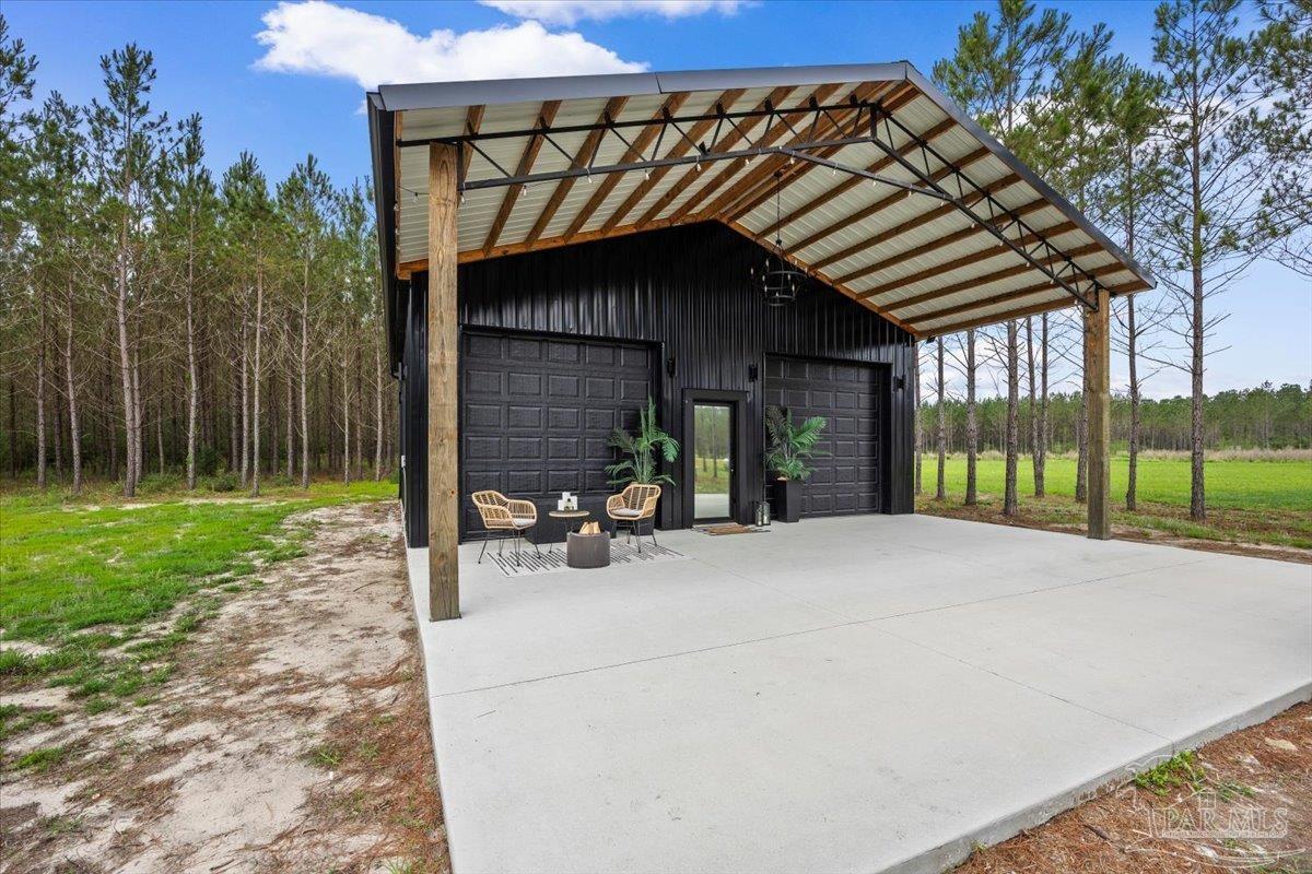main property photo 11