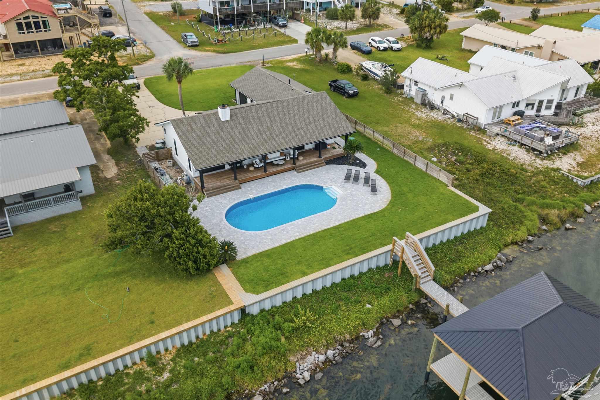 main property photo 45