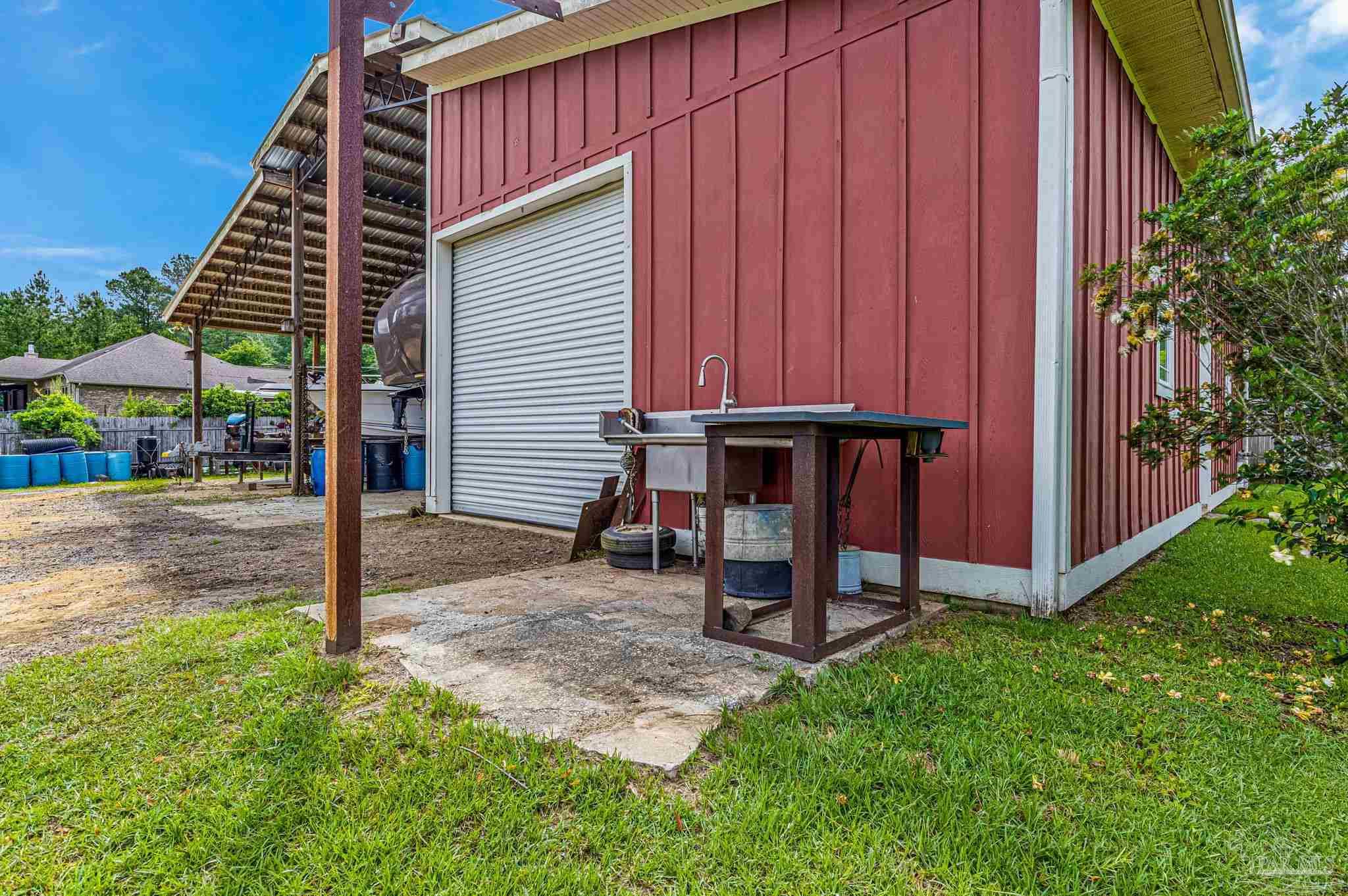 main property photo 50