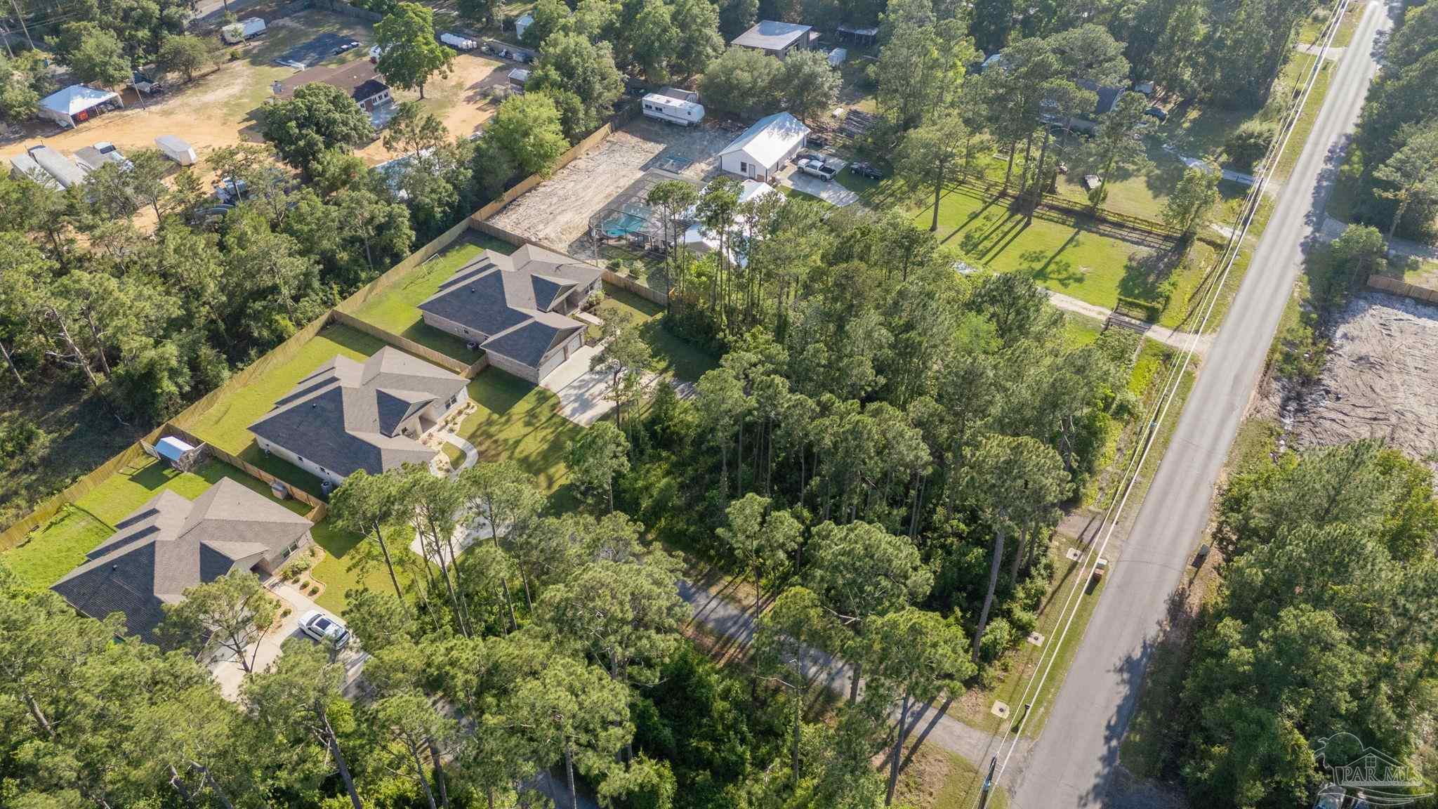 main property photo 35