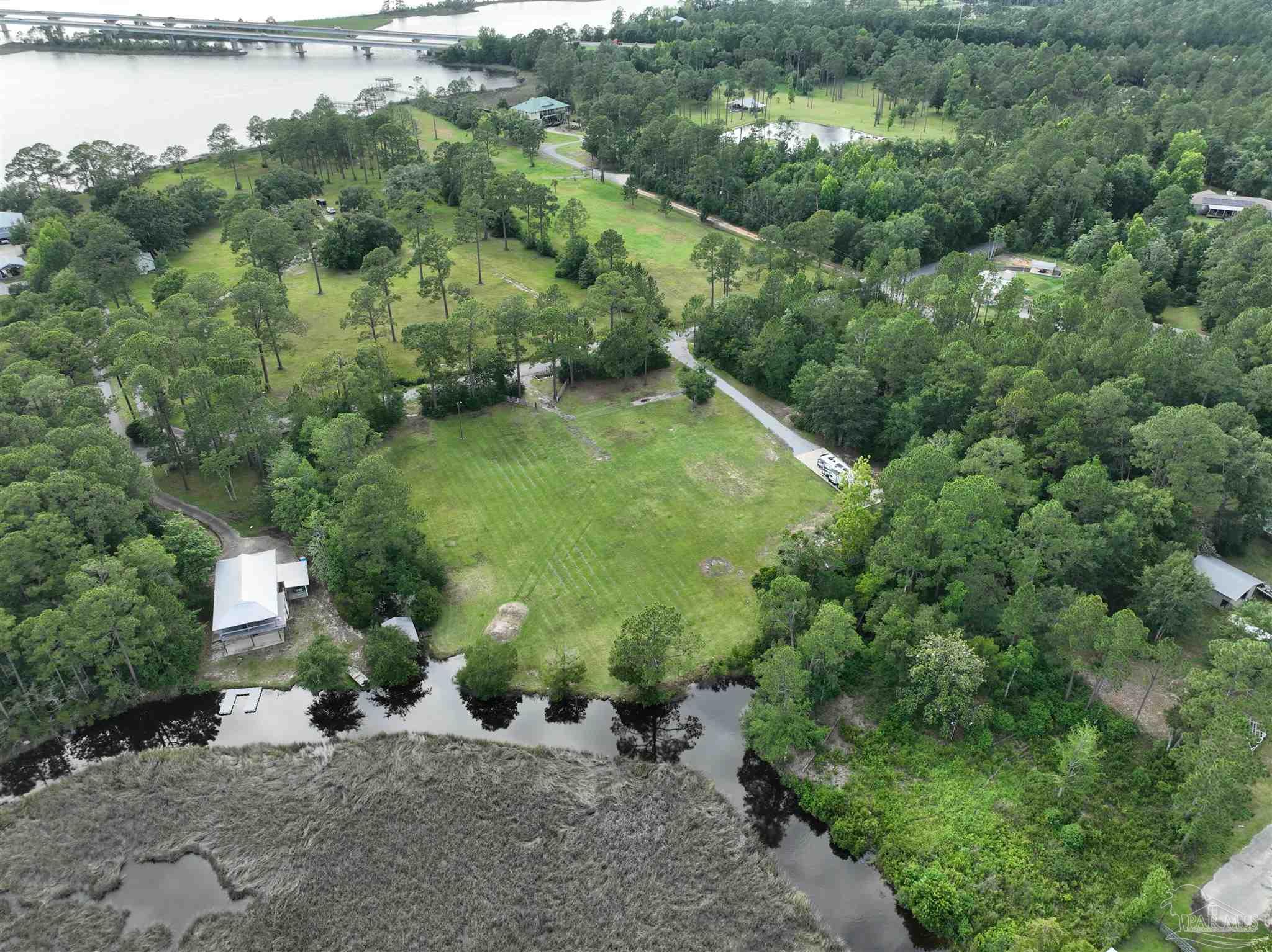 main property photo 12