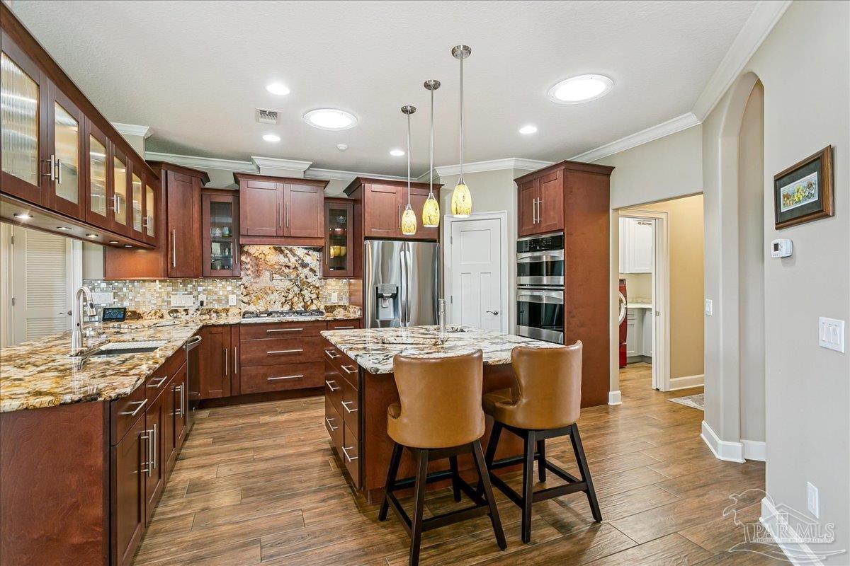 main property photo 17