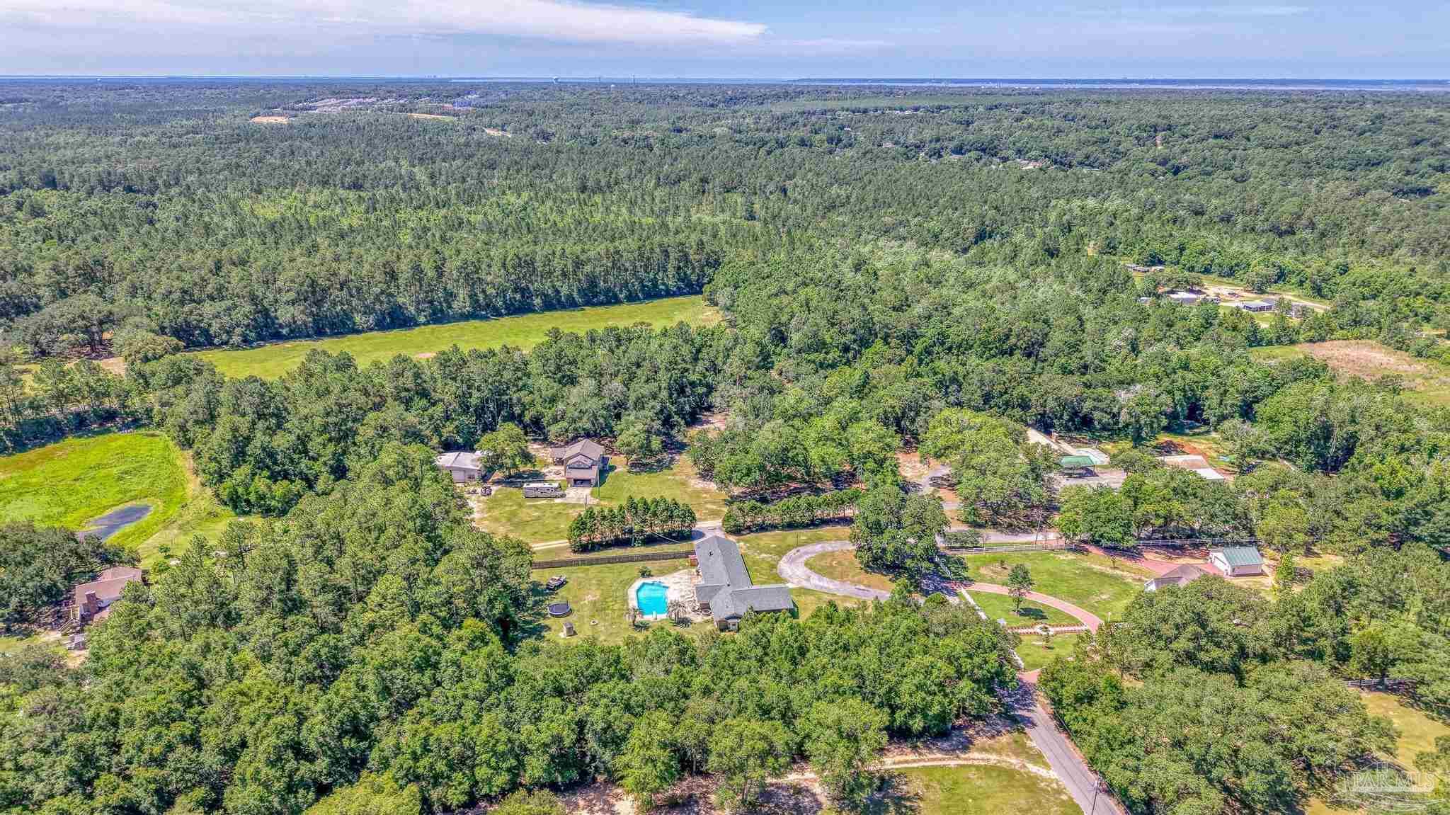main property photo 45