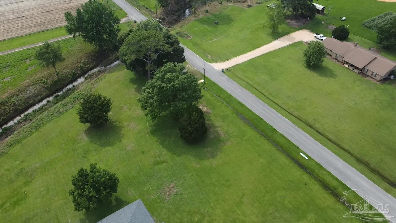 main property photo 47