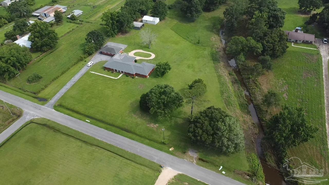 main property photo 49