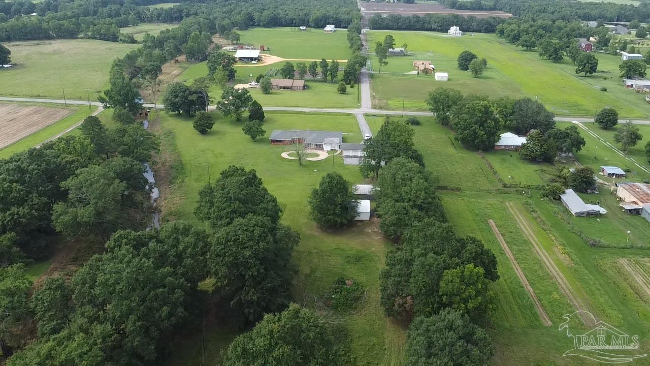 main property photo 60