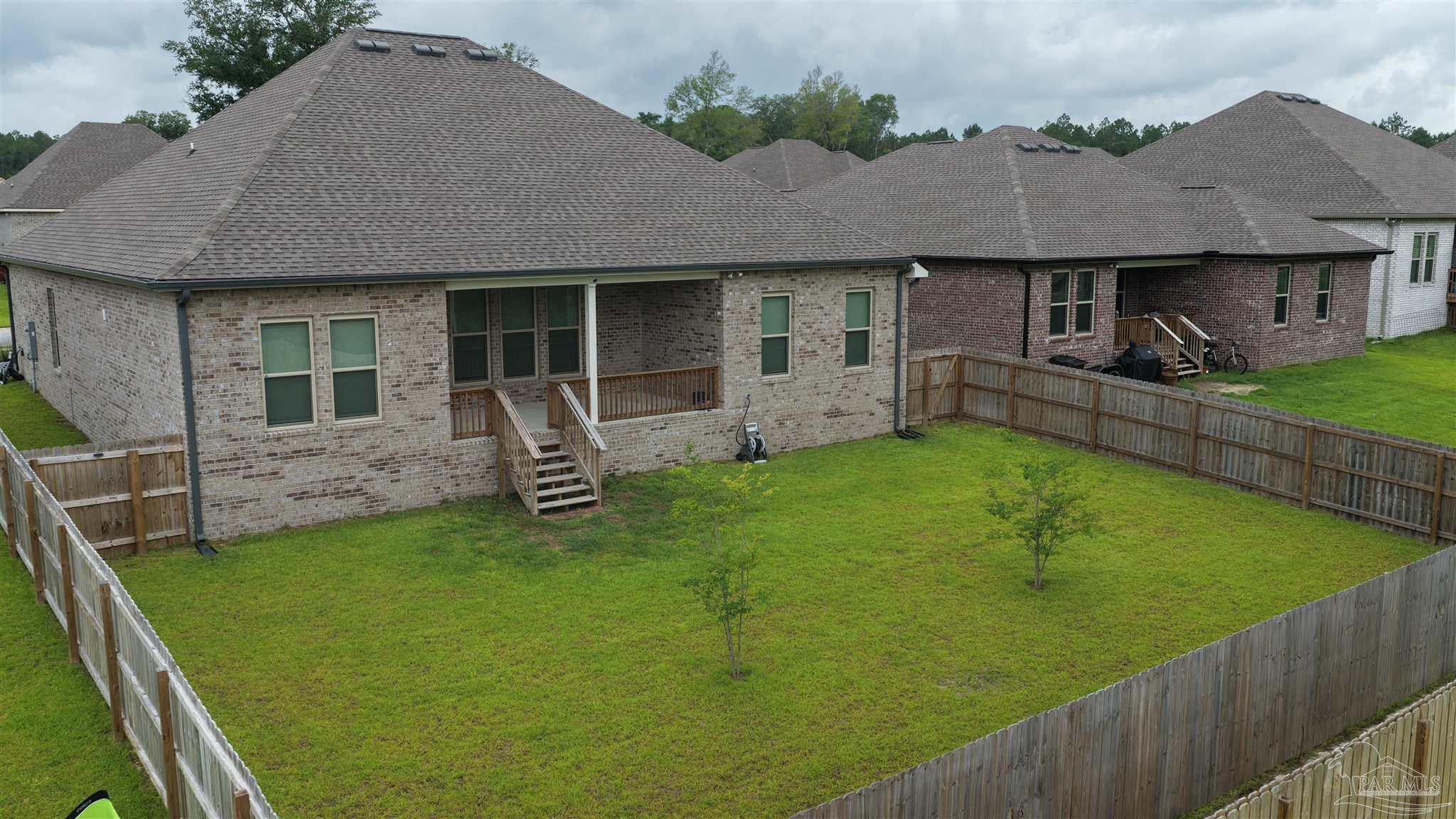 main property photo 31