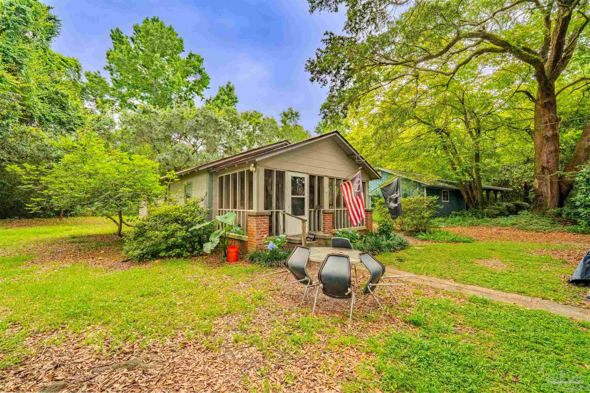 property viewer photo 1