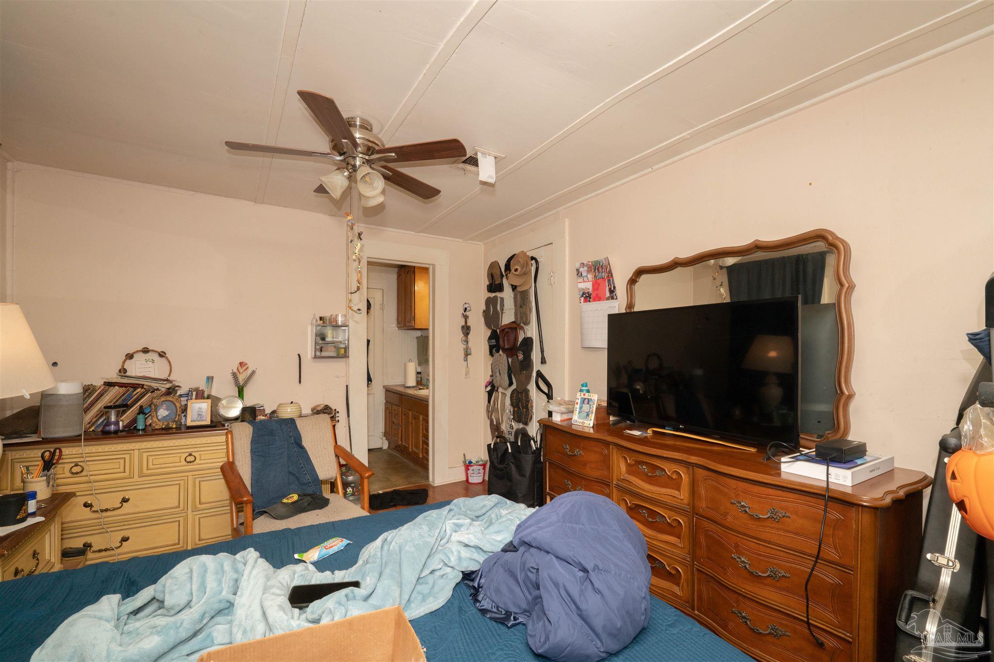 property viewer photo 12