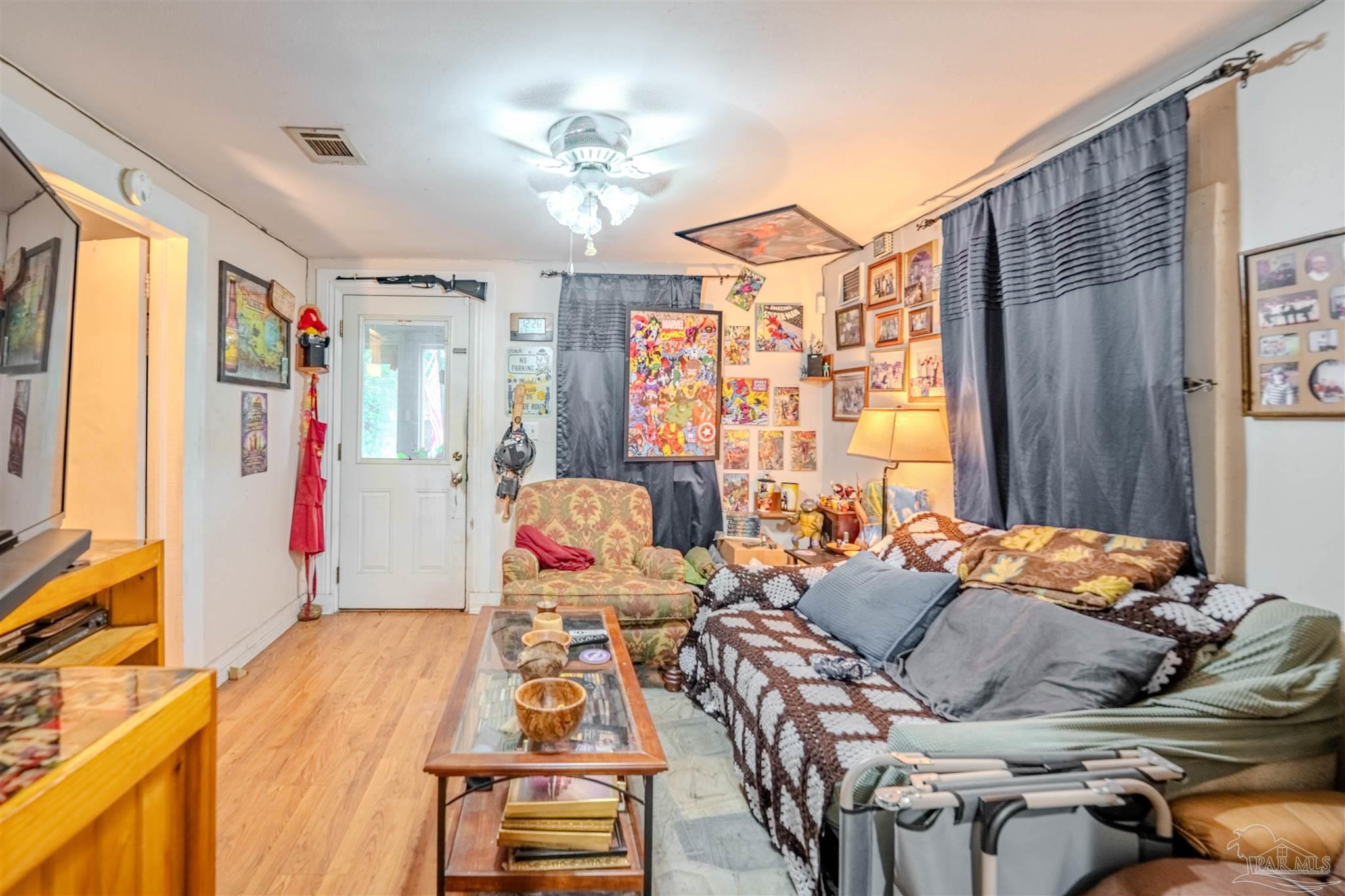 property viewer photo 4