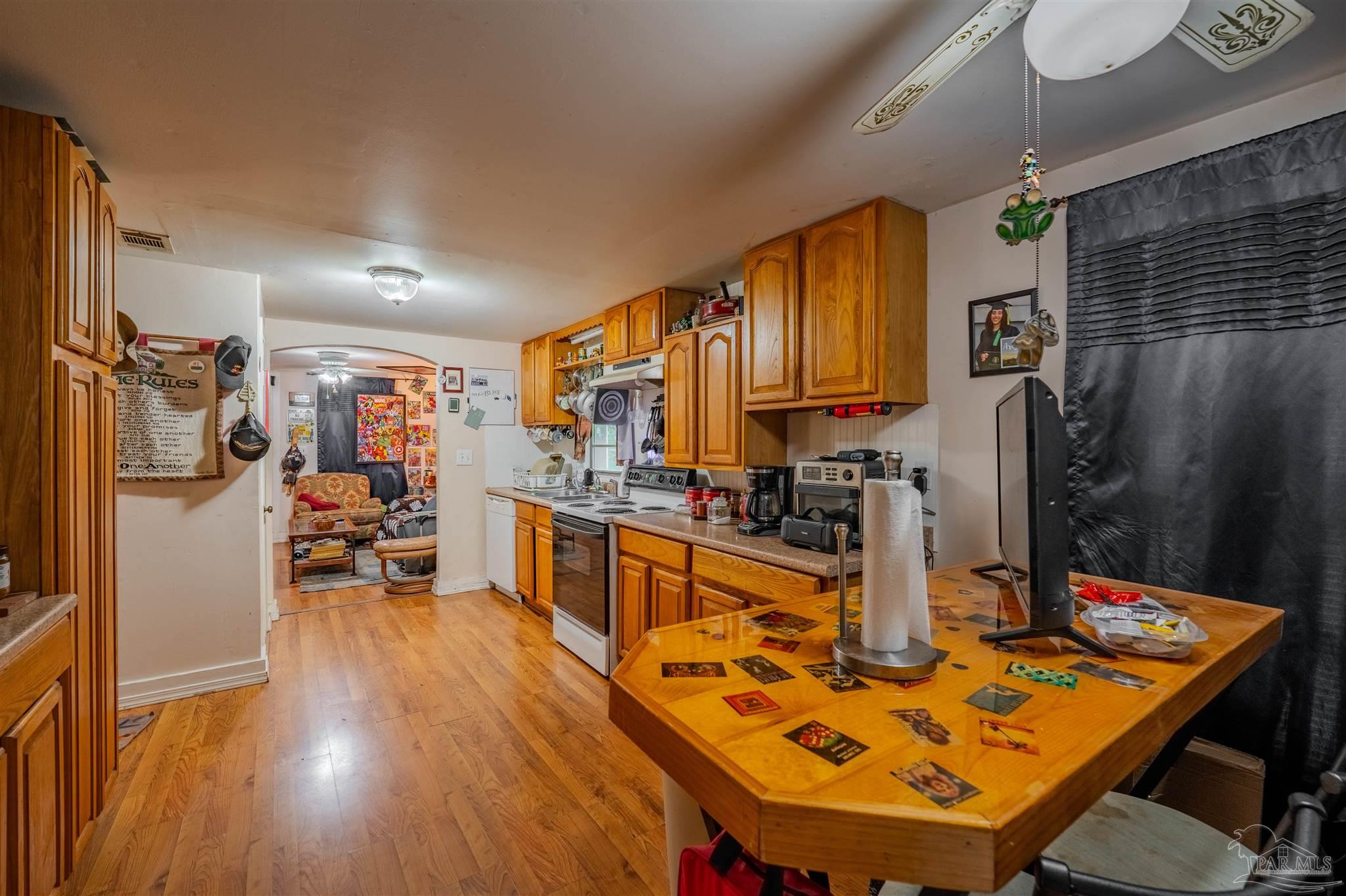 property viewer photo 6