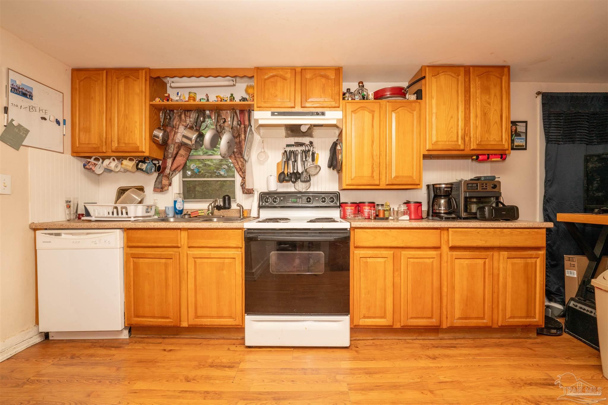 property viewer photo 7
