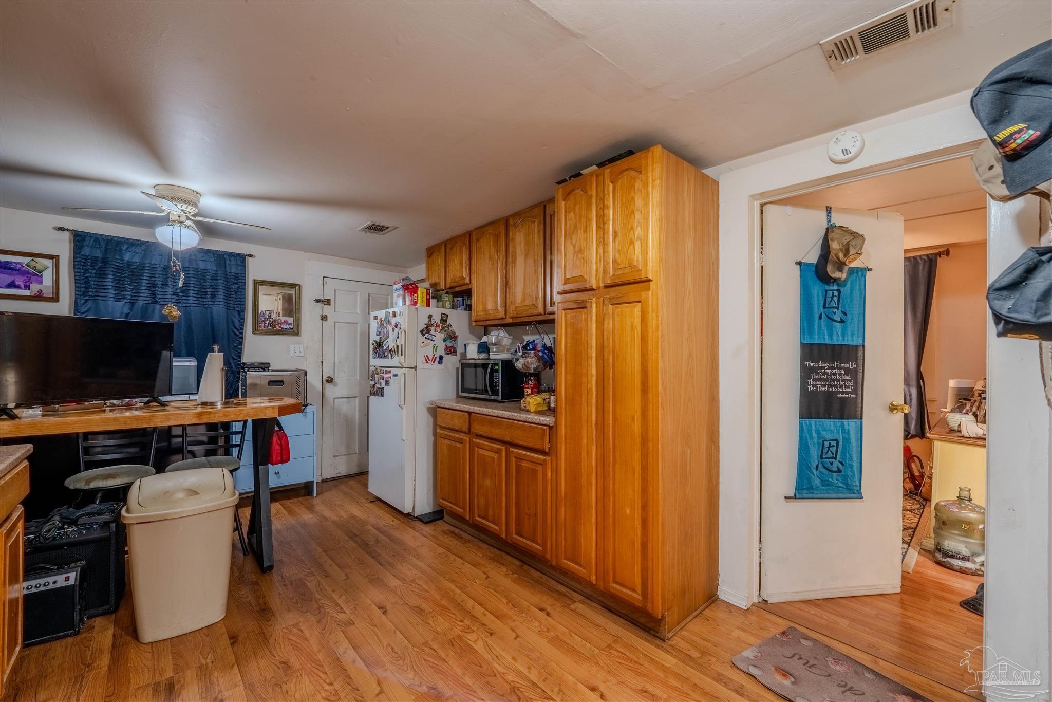 property viewer photo 8