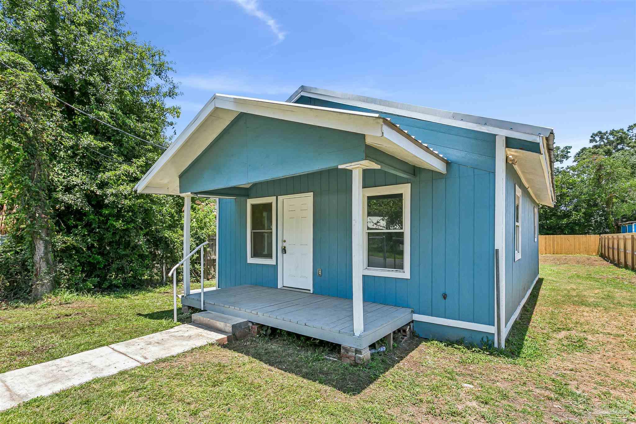 main property photo 0
