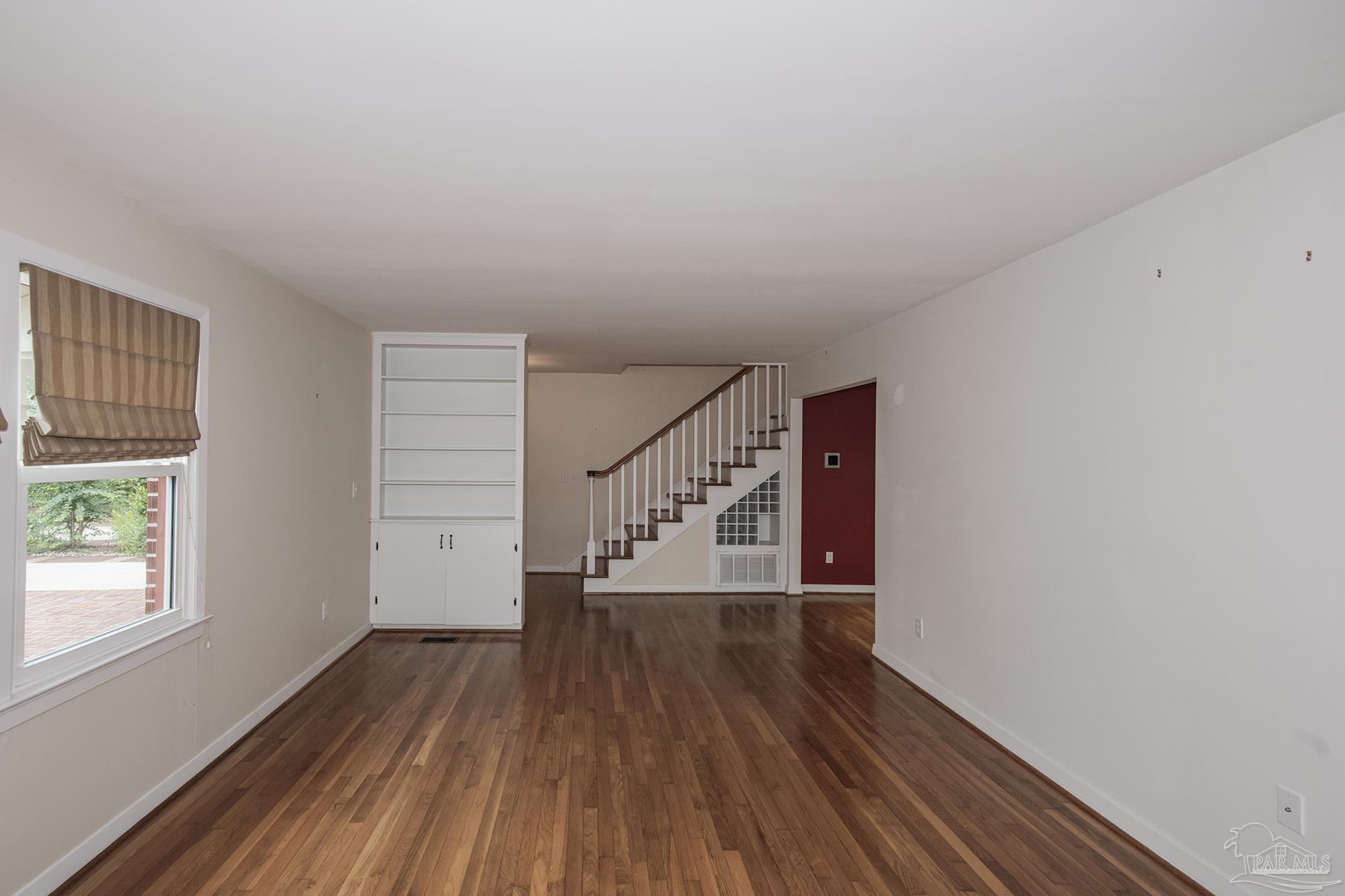 main property photo 58
