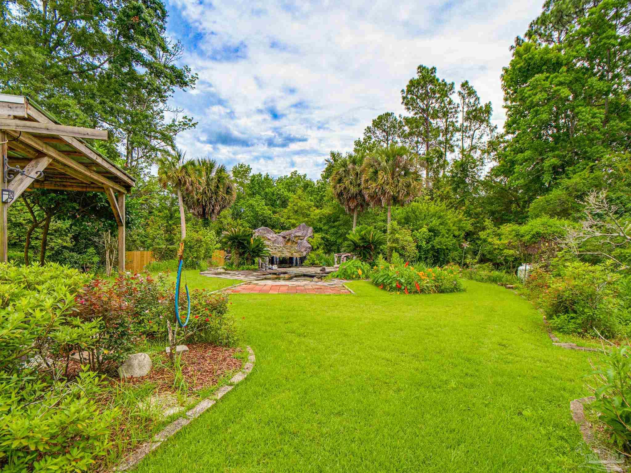 main property photo 9