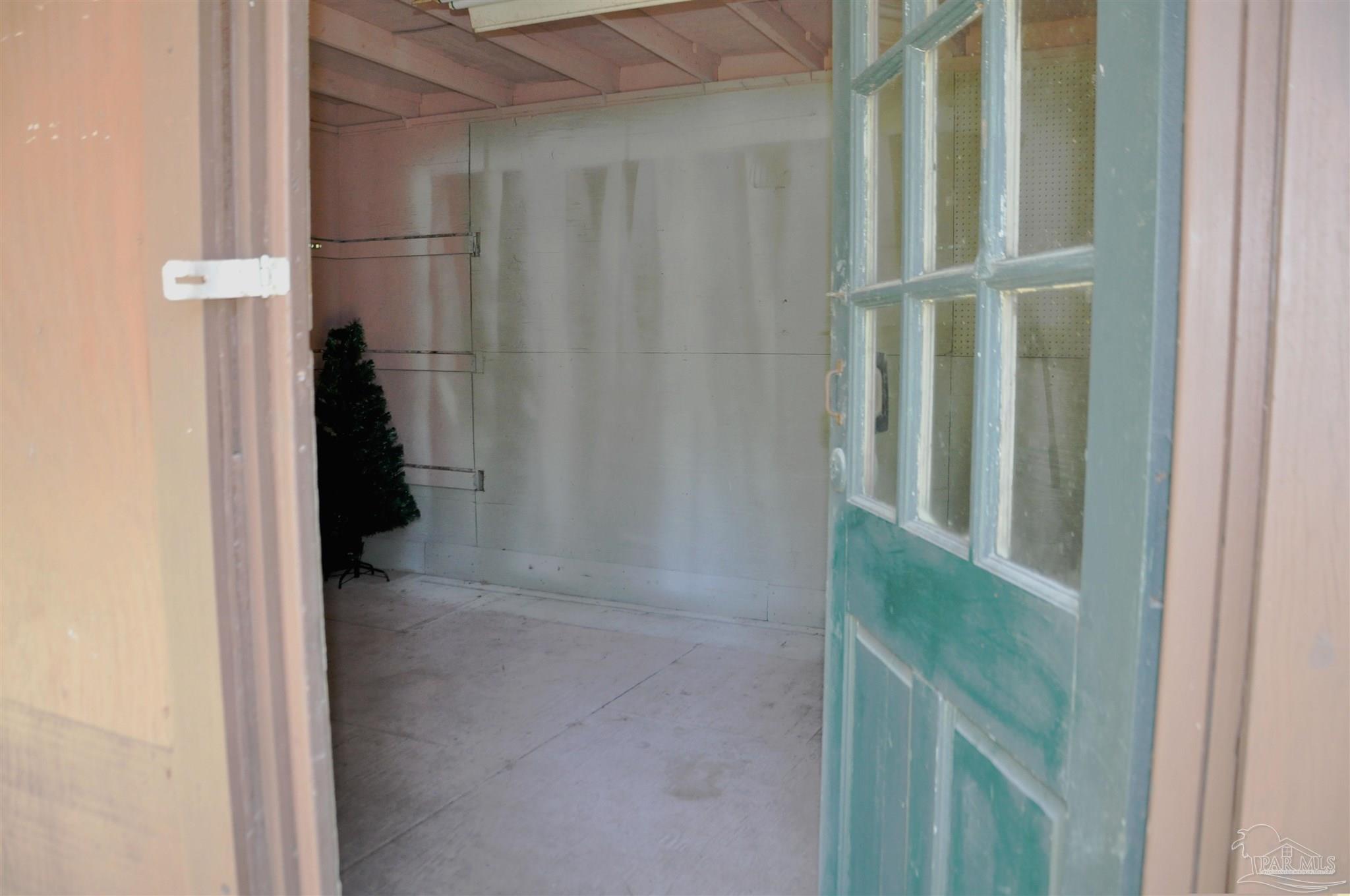 main property photo 49