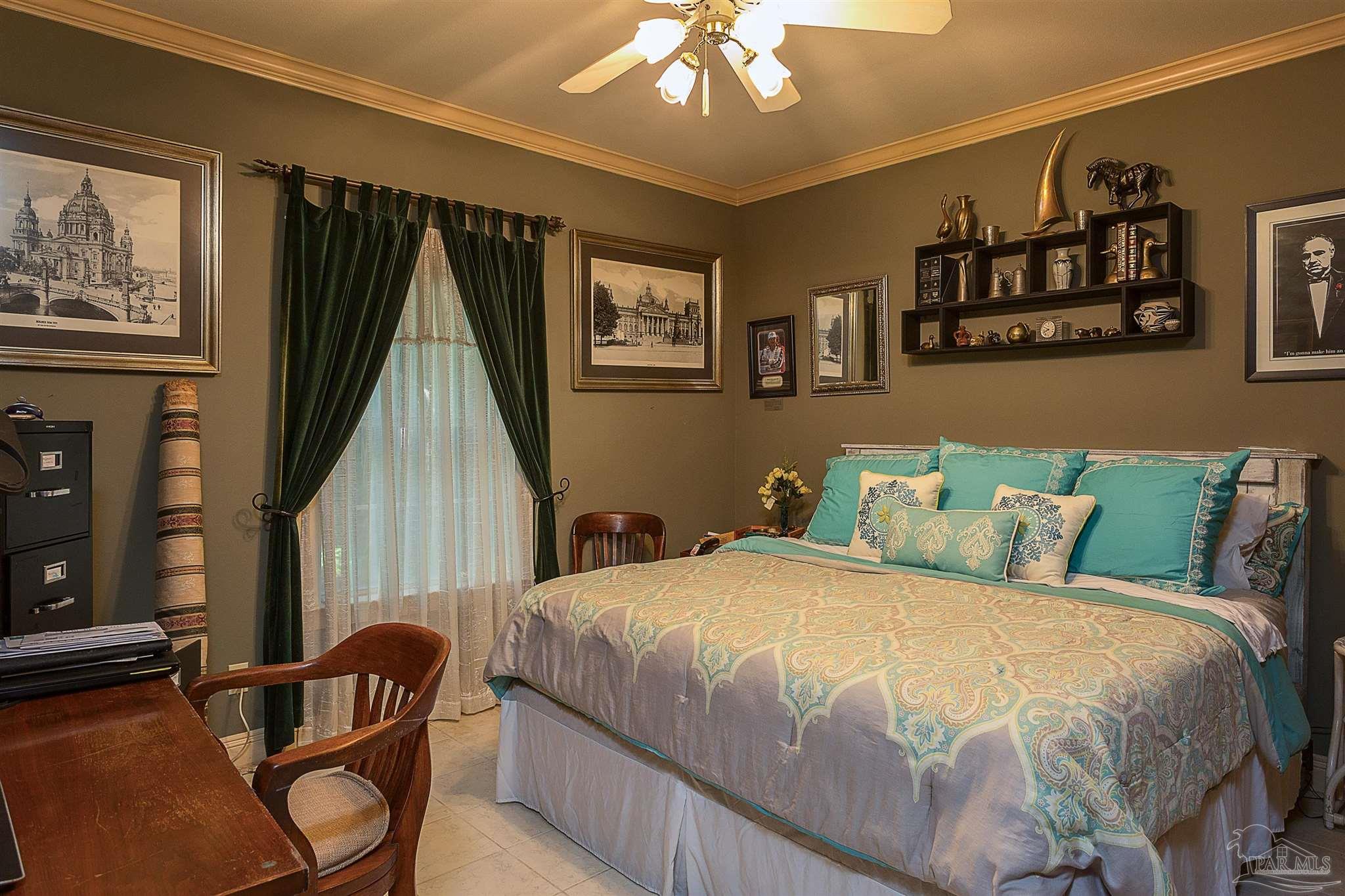 main property photo 20