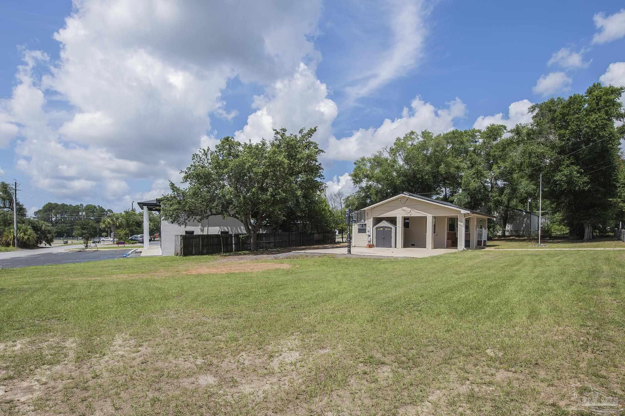 main property photo 34