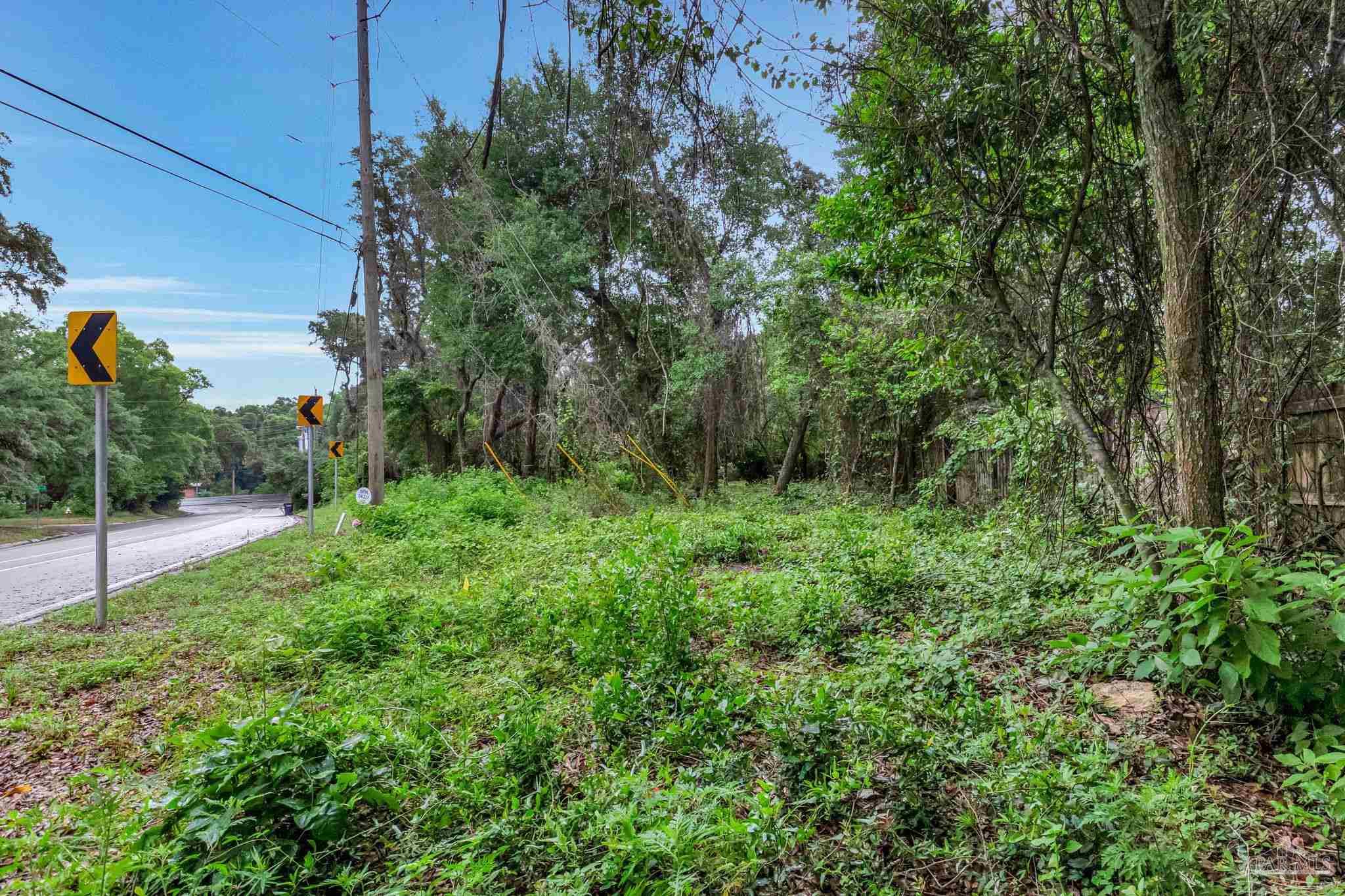 main property photo 10