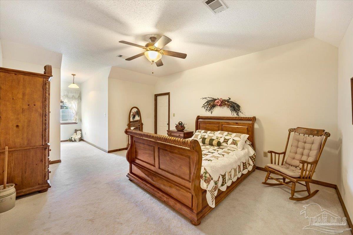 main property photo 60
