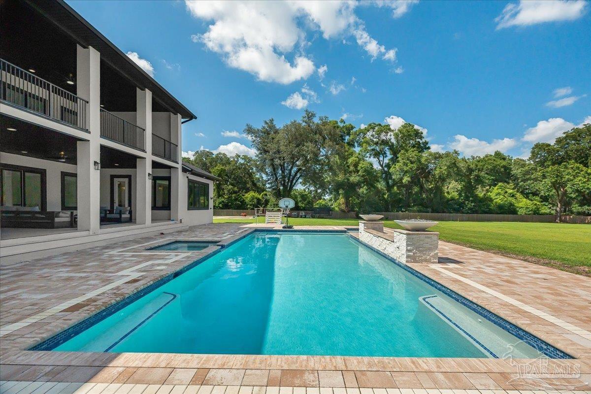 main property photo 66