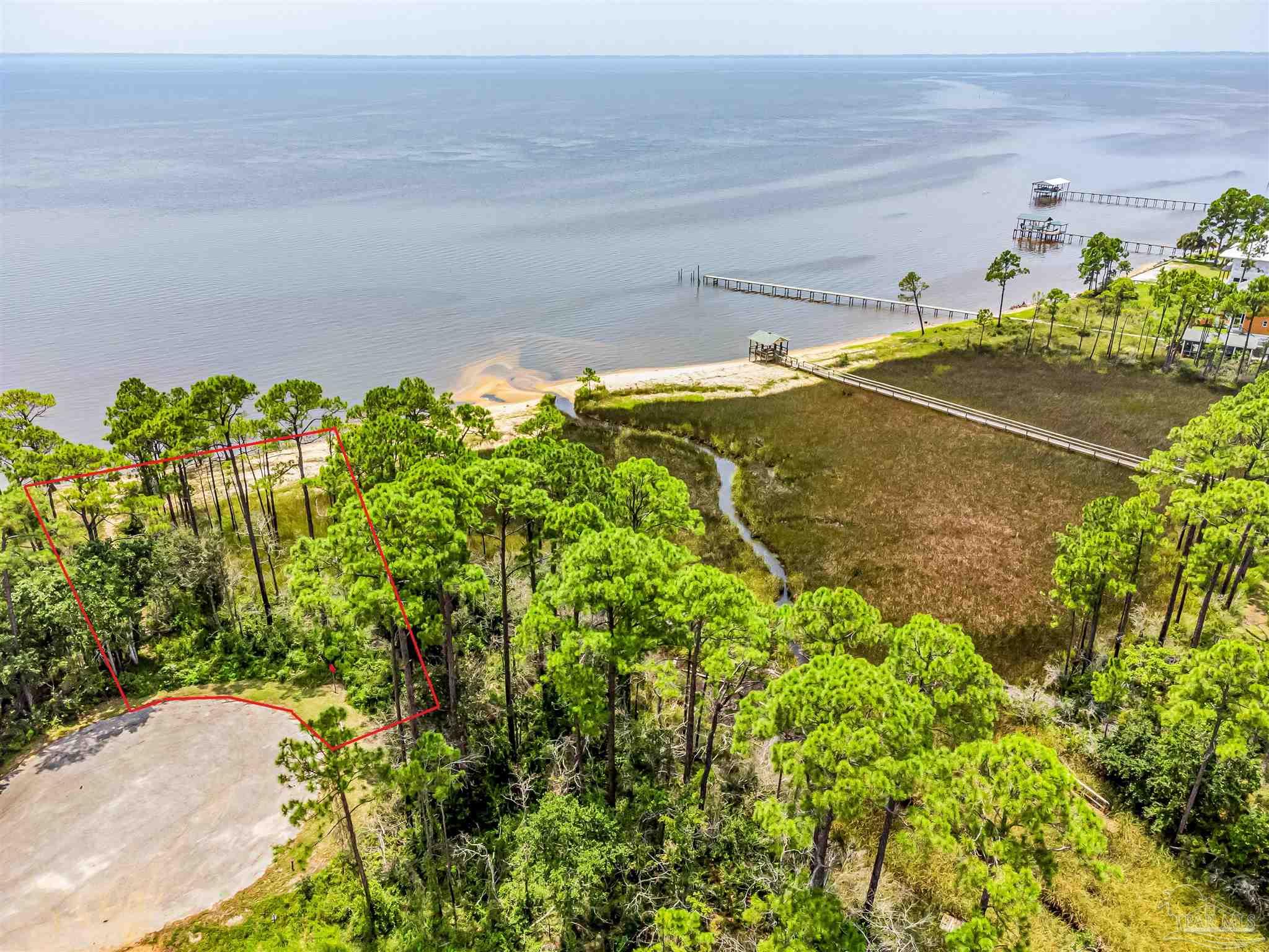 main property photo 25