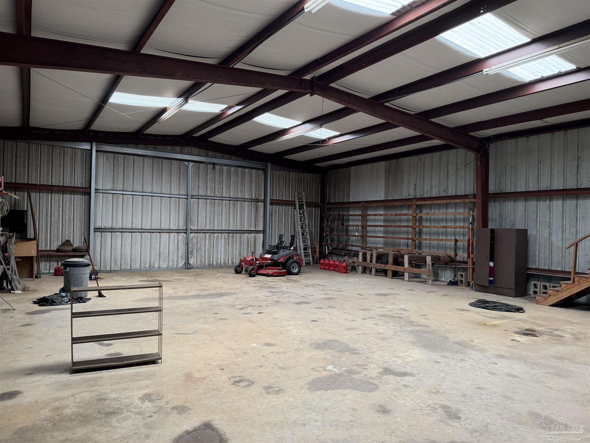 main property photo 45