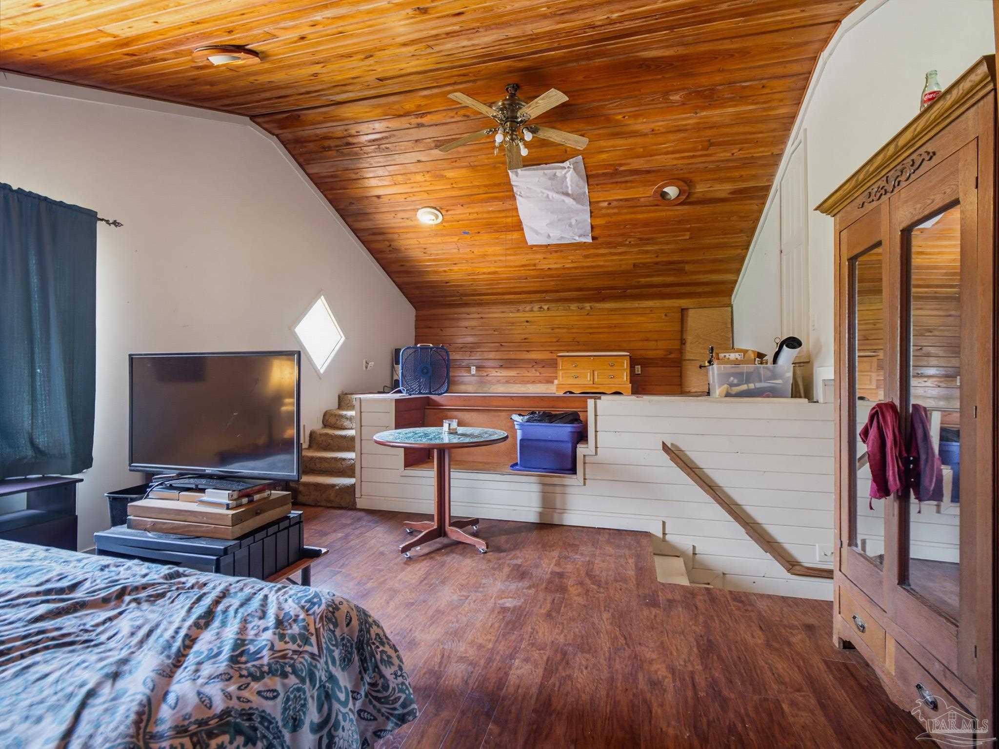 main property photo 49
