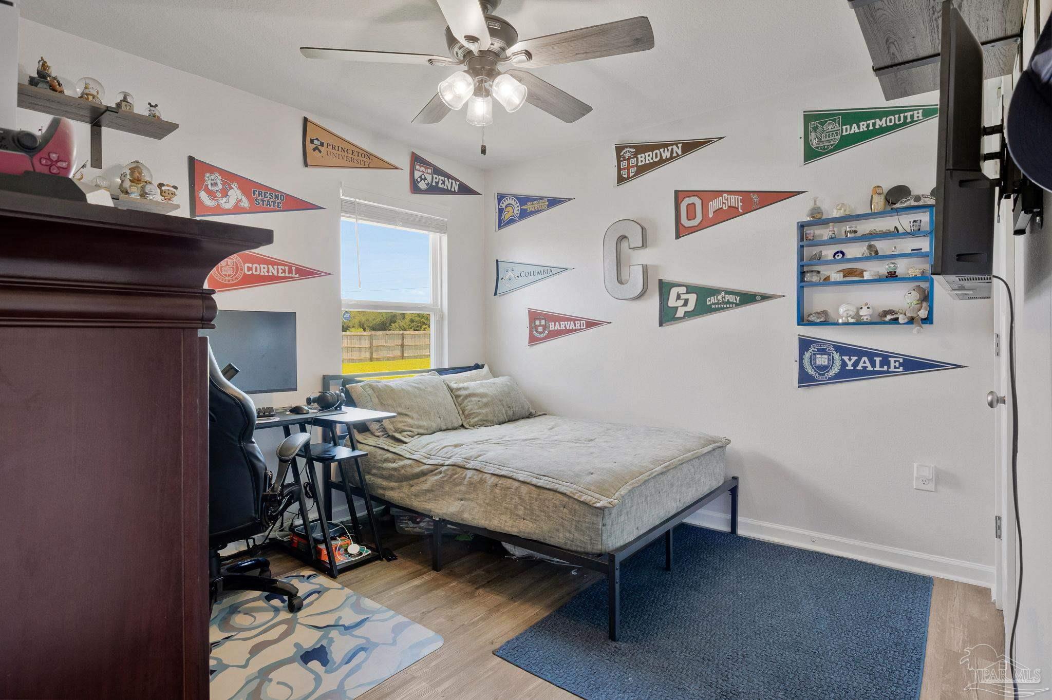 main property photo 31