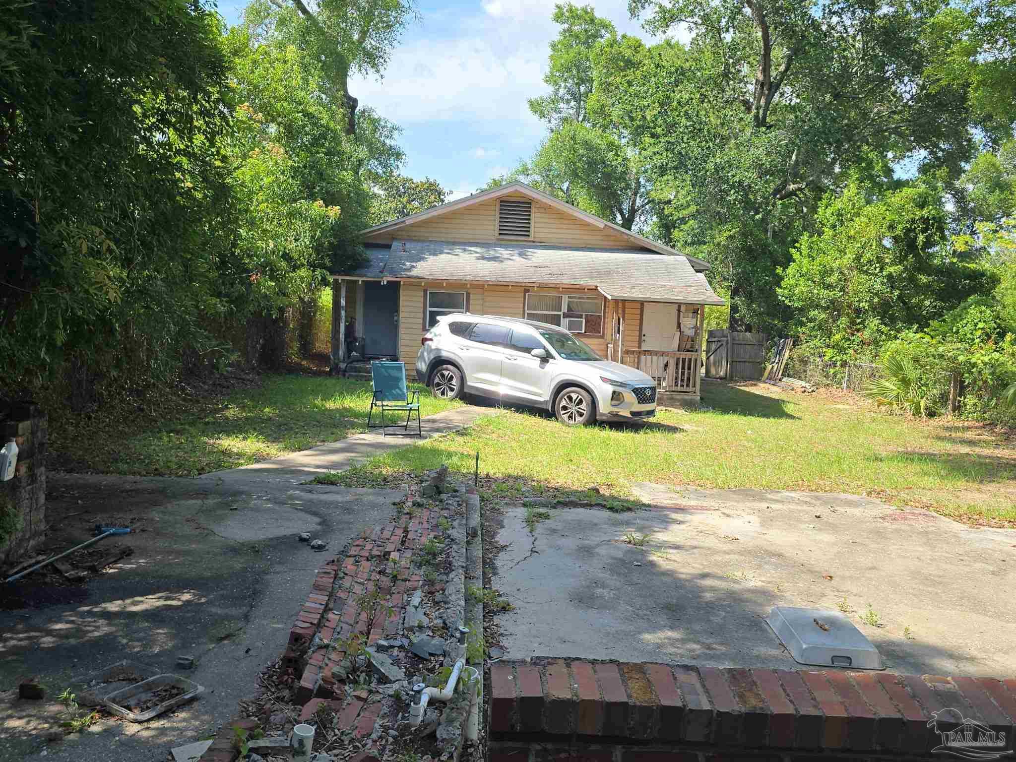 main property photo 3