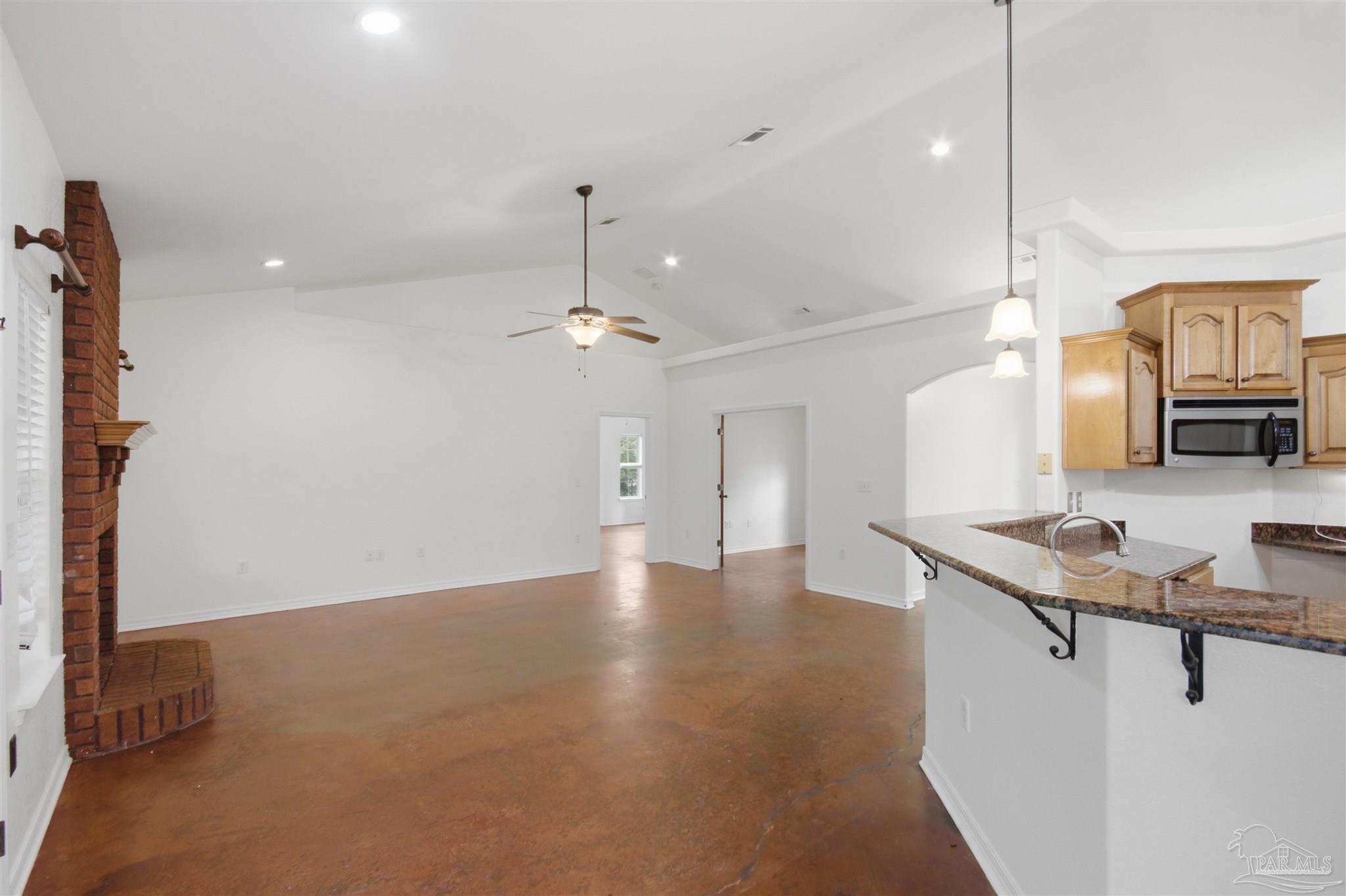 property viewer photo 12