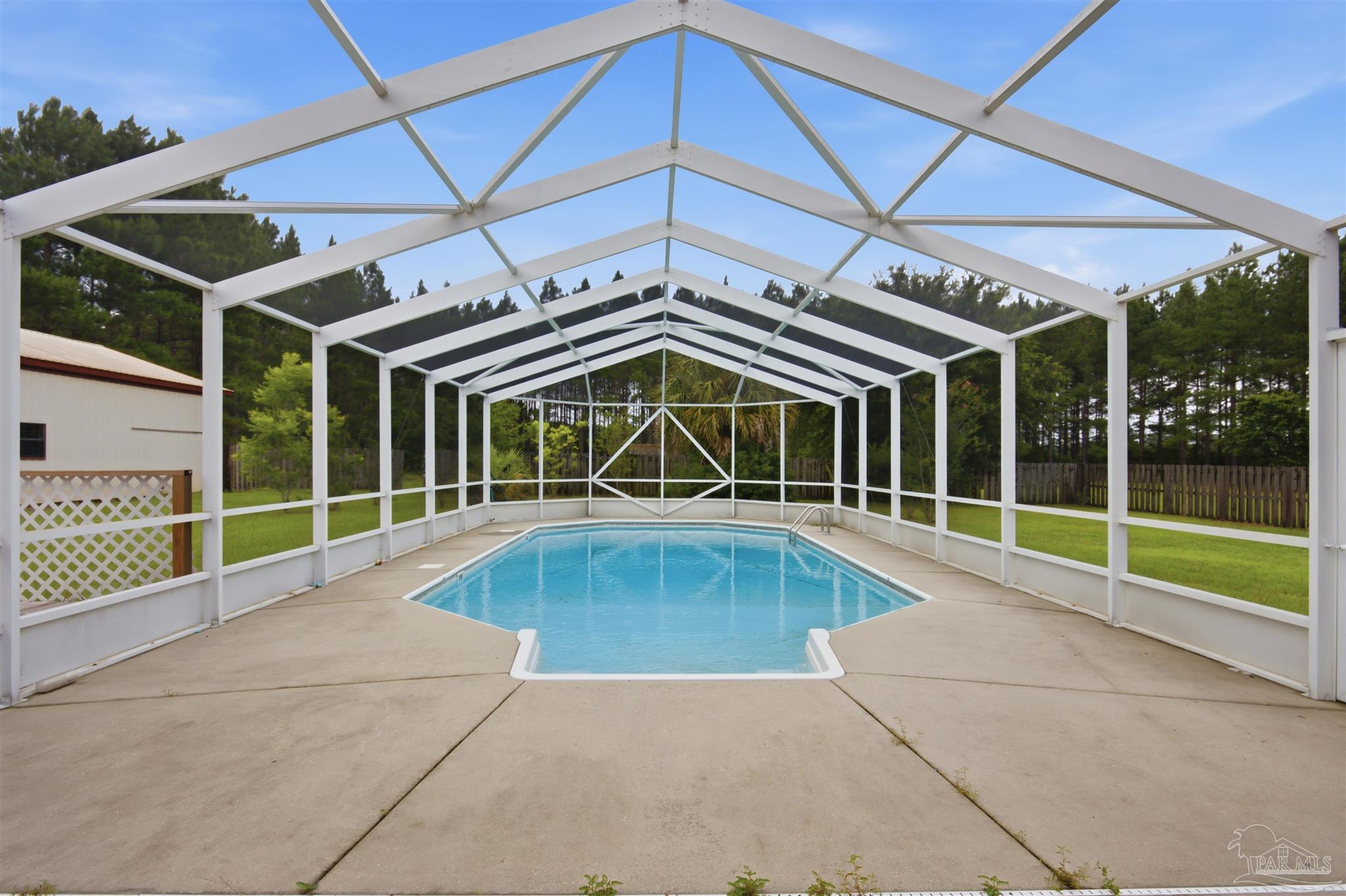 property viewer photo 33